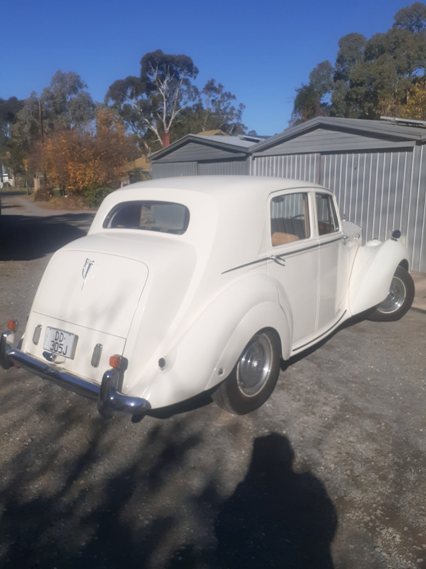 1951 BENTLEY MARK VI SALOON