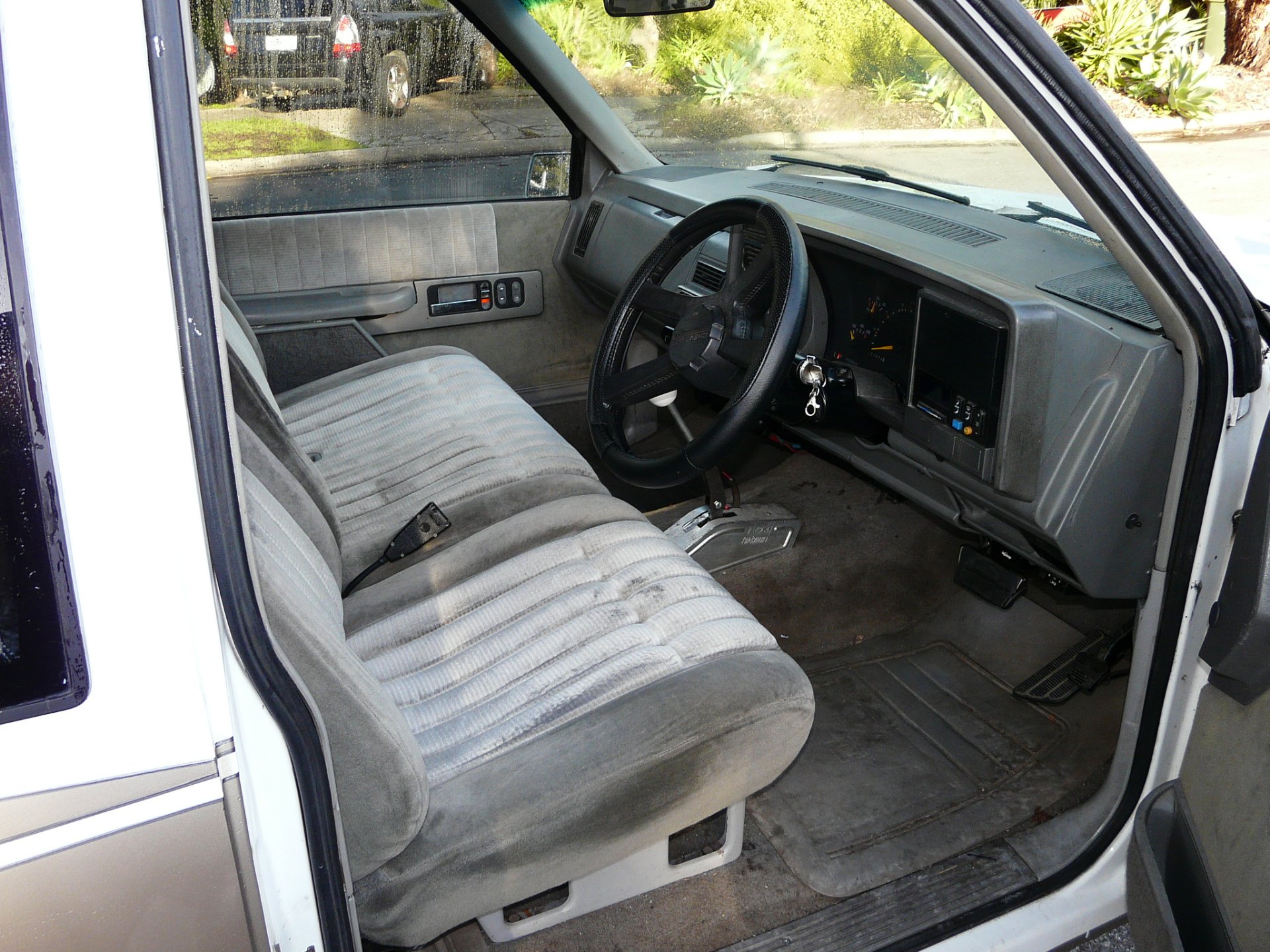 1988 CHEVROLET SILVERADO LWB AUTOMATIC EXTRA CAB UTILITY