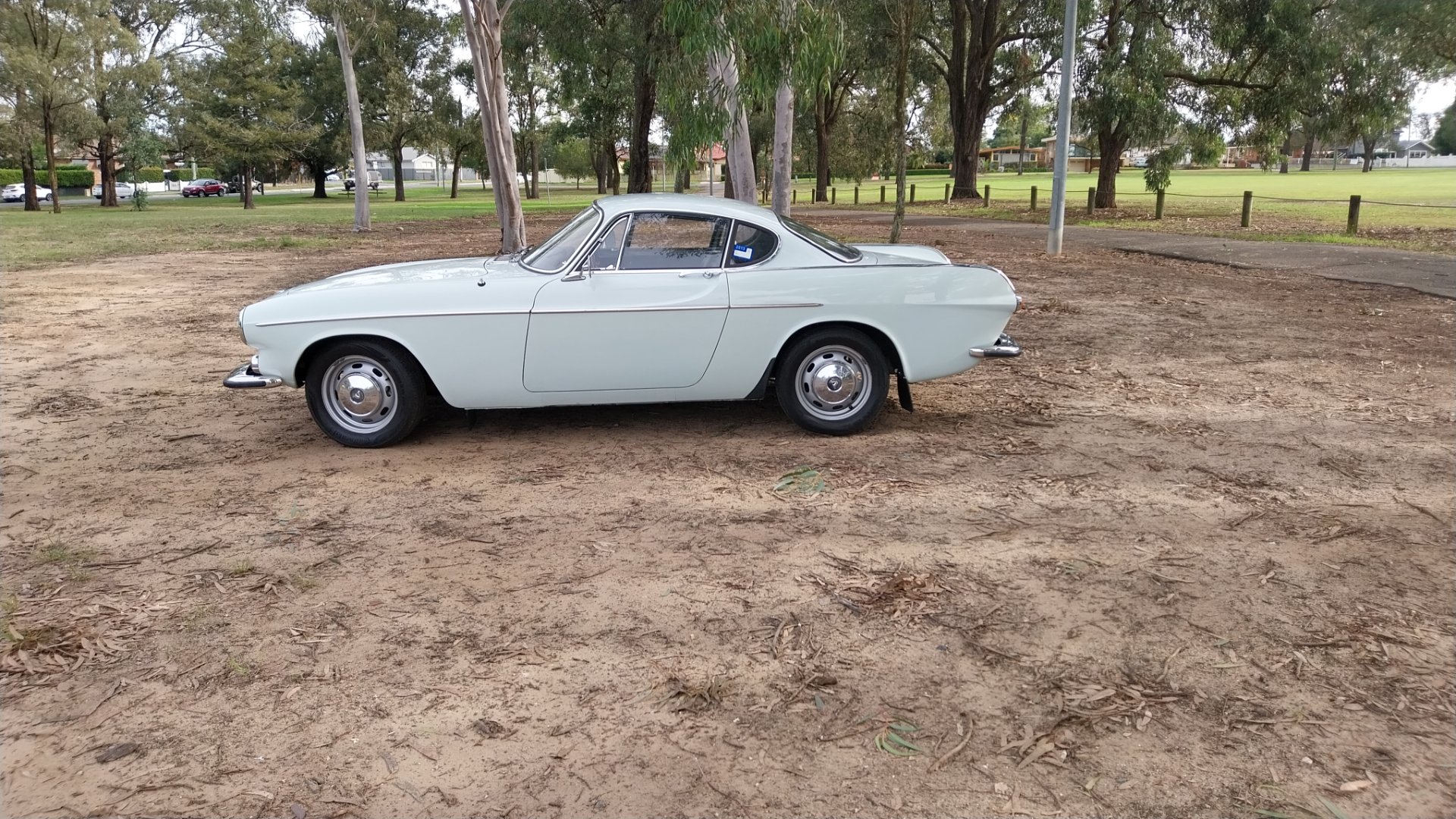 1968 VOLVO P1800S COUPES