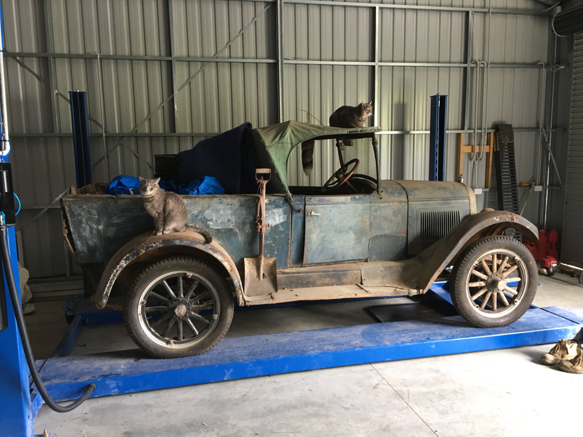 1927 WILLYS WHIPPET BUCKBOARD UTILTY
