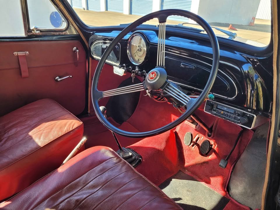 1960 MORRIS MINOR 1000 MANUAL SEDAN