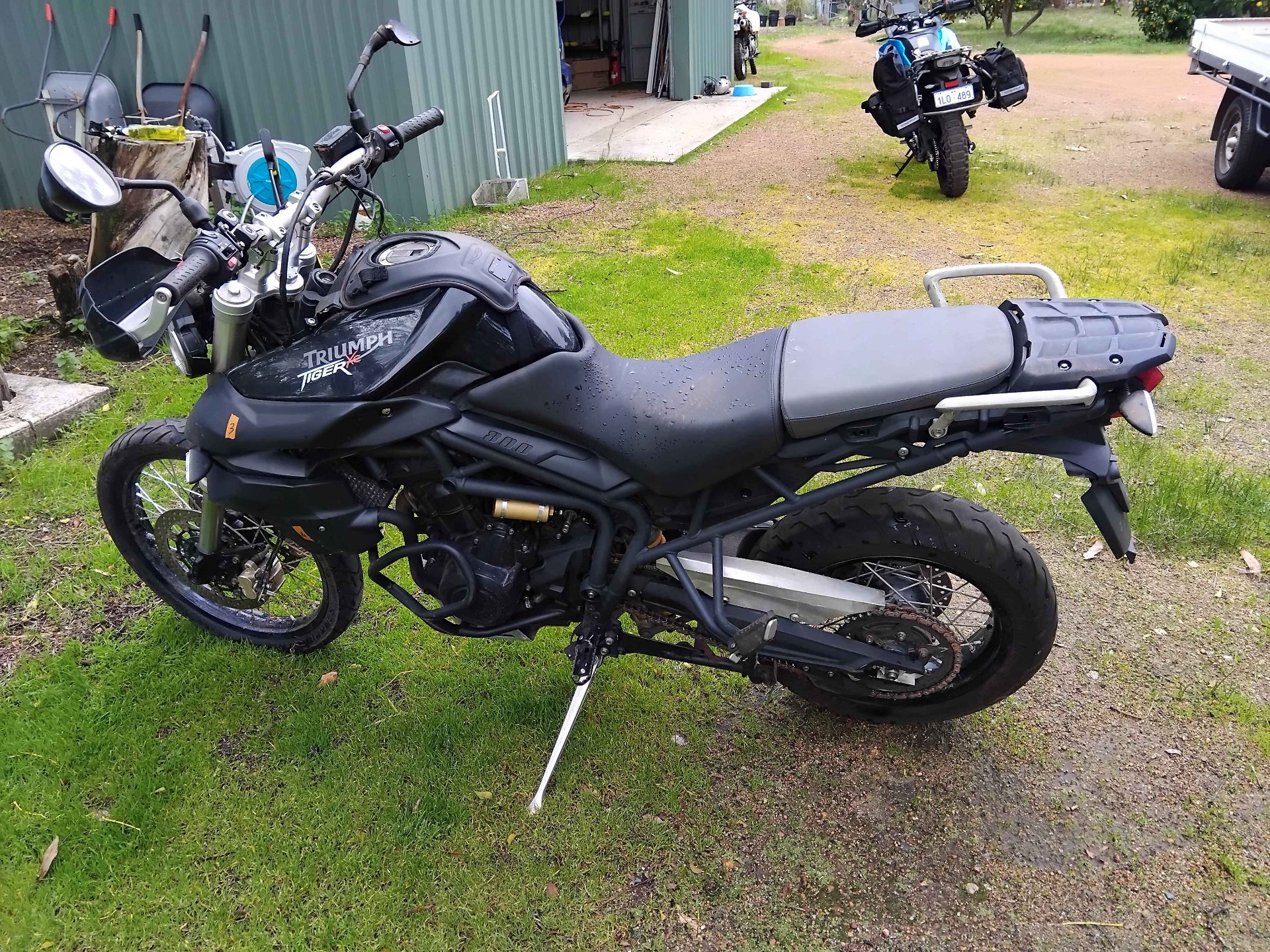 2011 TRIUMPH TIGER 800 XC ABS DUAL SPORTS