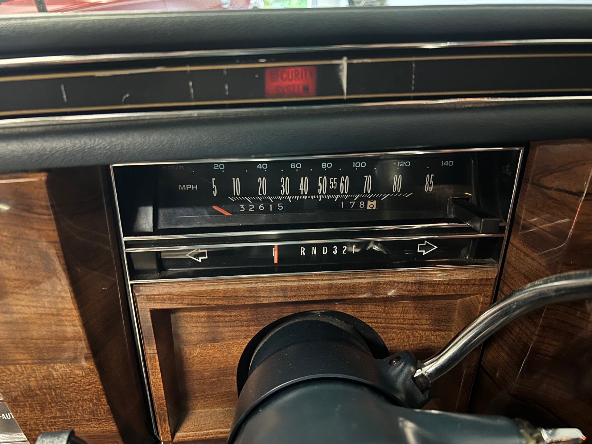 1986 CADILLAC FLEETWOOD BROUGHAM DE ELEGANCE SEDAN