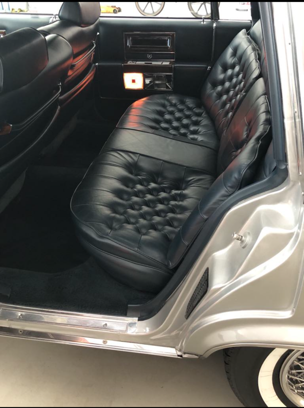 1986 CADILLAC FLEETWOOD BROUGHAM DE ELEGANCE SEDAN