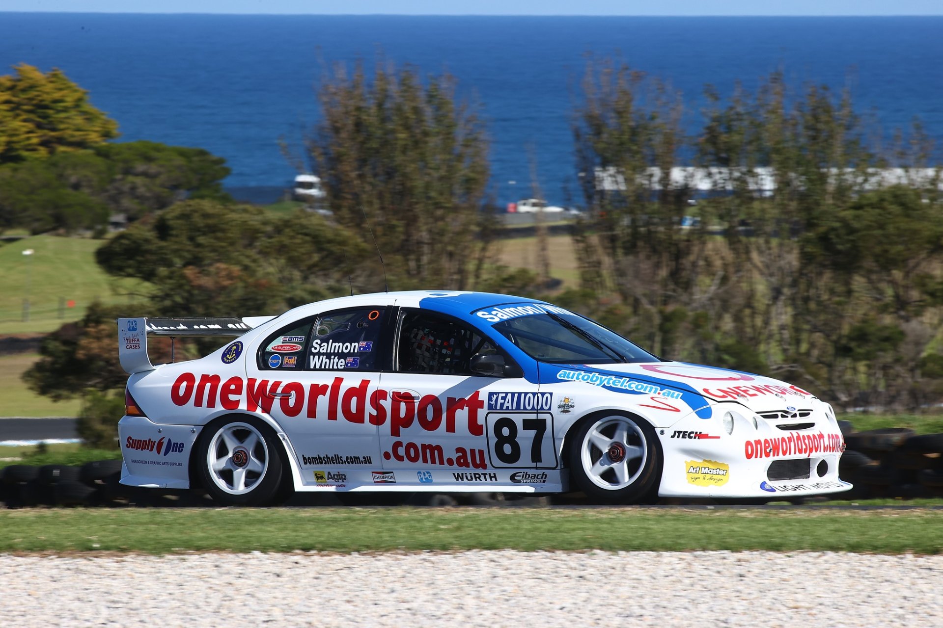 2000 FORD FALCON AU 6 SPD MANUAL BATHURST SUPERCAR 