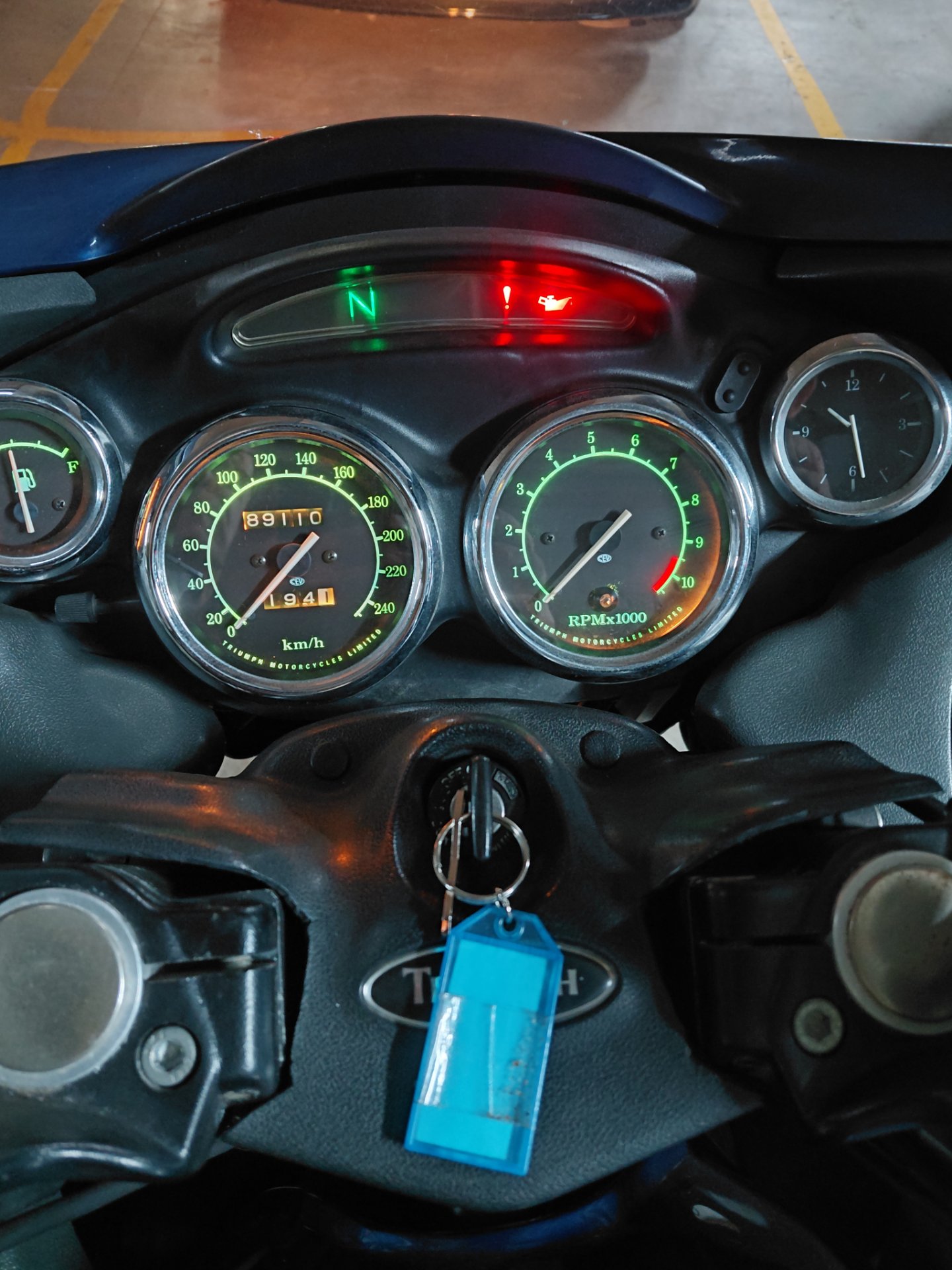 1997 TRIUMPH TROPHY 900 ROAD 