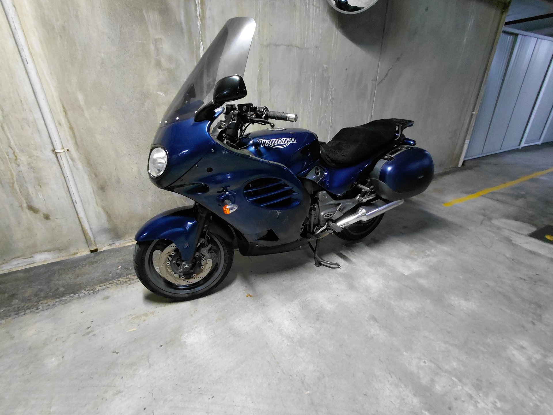 1997 TRIUMPH TROPHY 900 ROAD