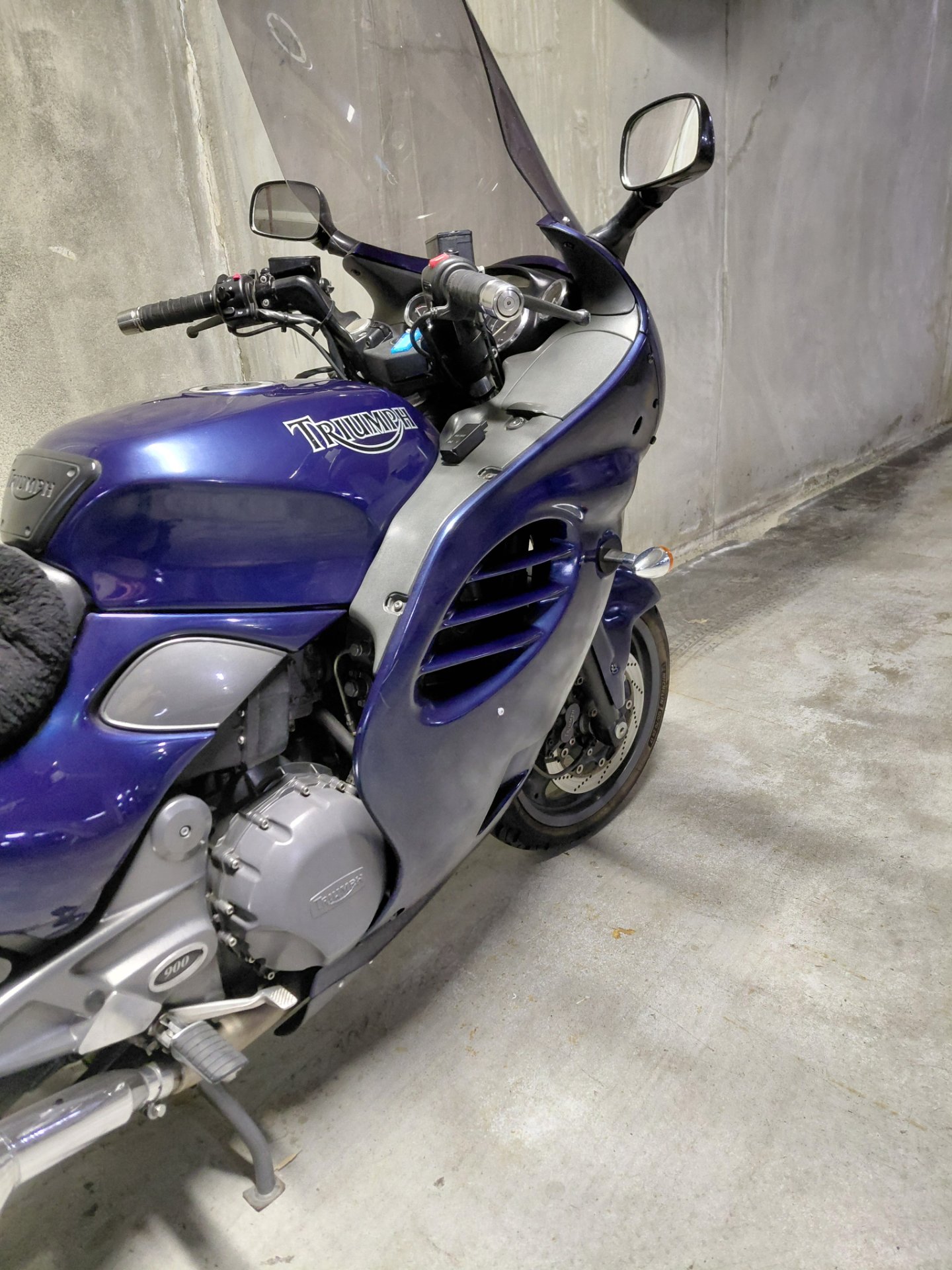 1997 TRIUMPH TROPHY 900 ROAD 