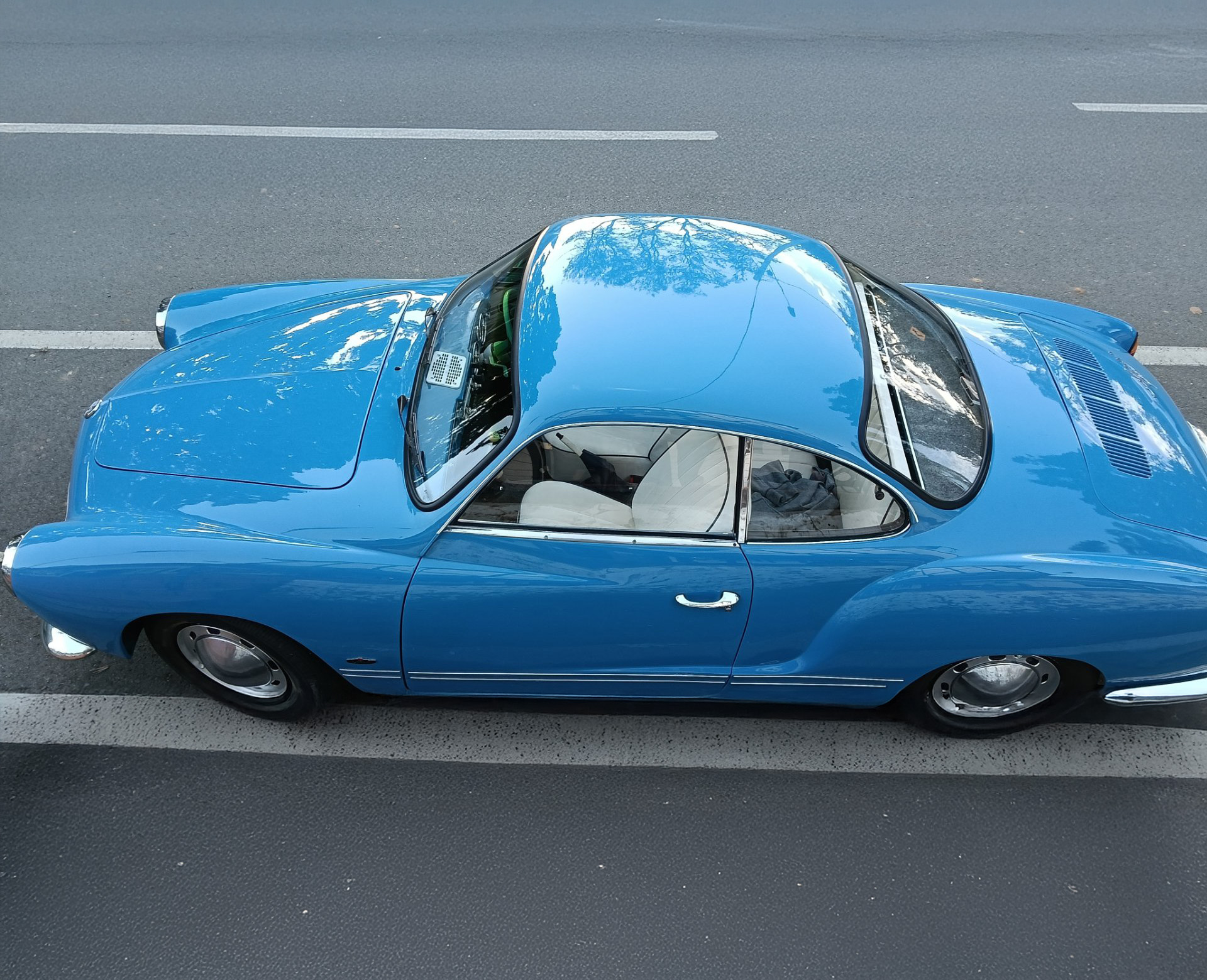 1960 VOLKSWAGEN KARMANN GHIA 4 SP MANUAL 2D COUPE 