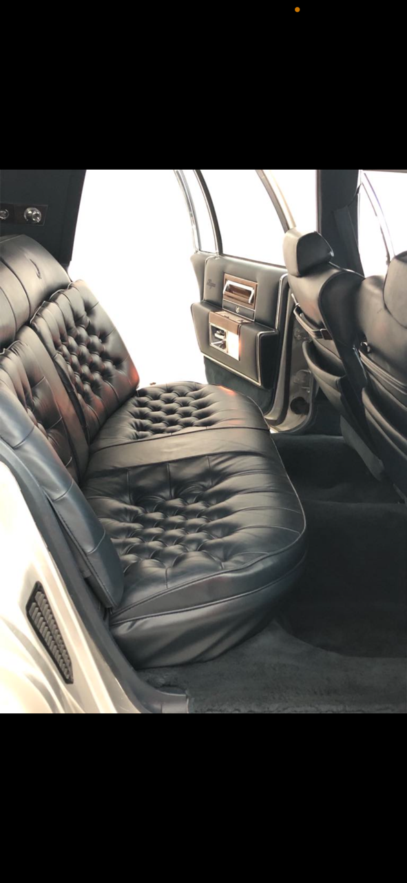 1986 CADILLAC FLEETWOOD BROUGHAM DE ELEGANCE SEDAN