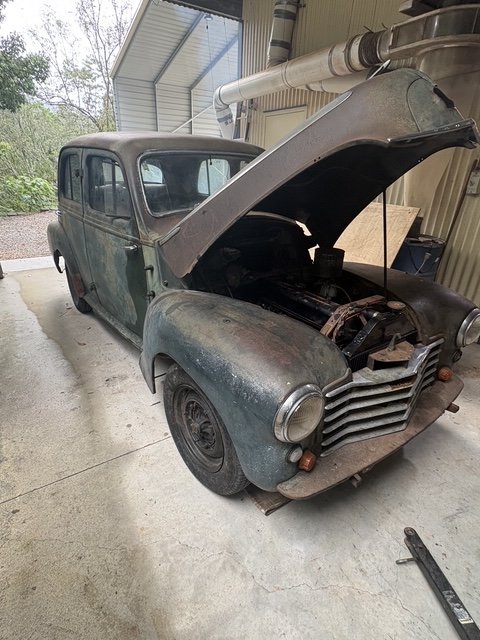 1951 VAUXHALL VELOX SEDAN