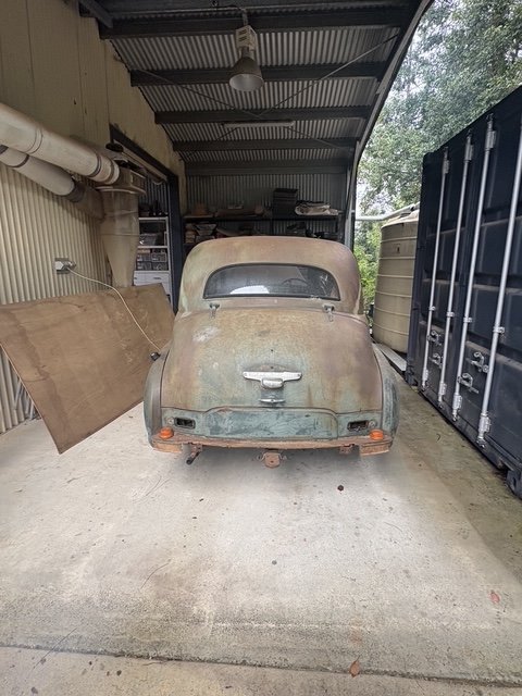 1951 VAUXHALL VELOX SEDAN