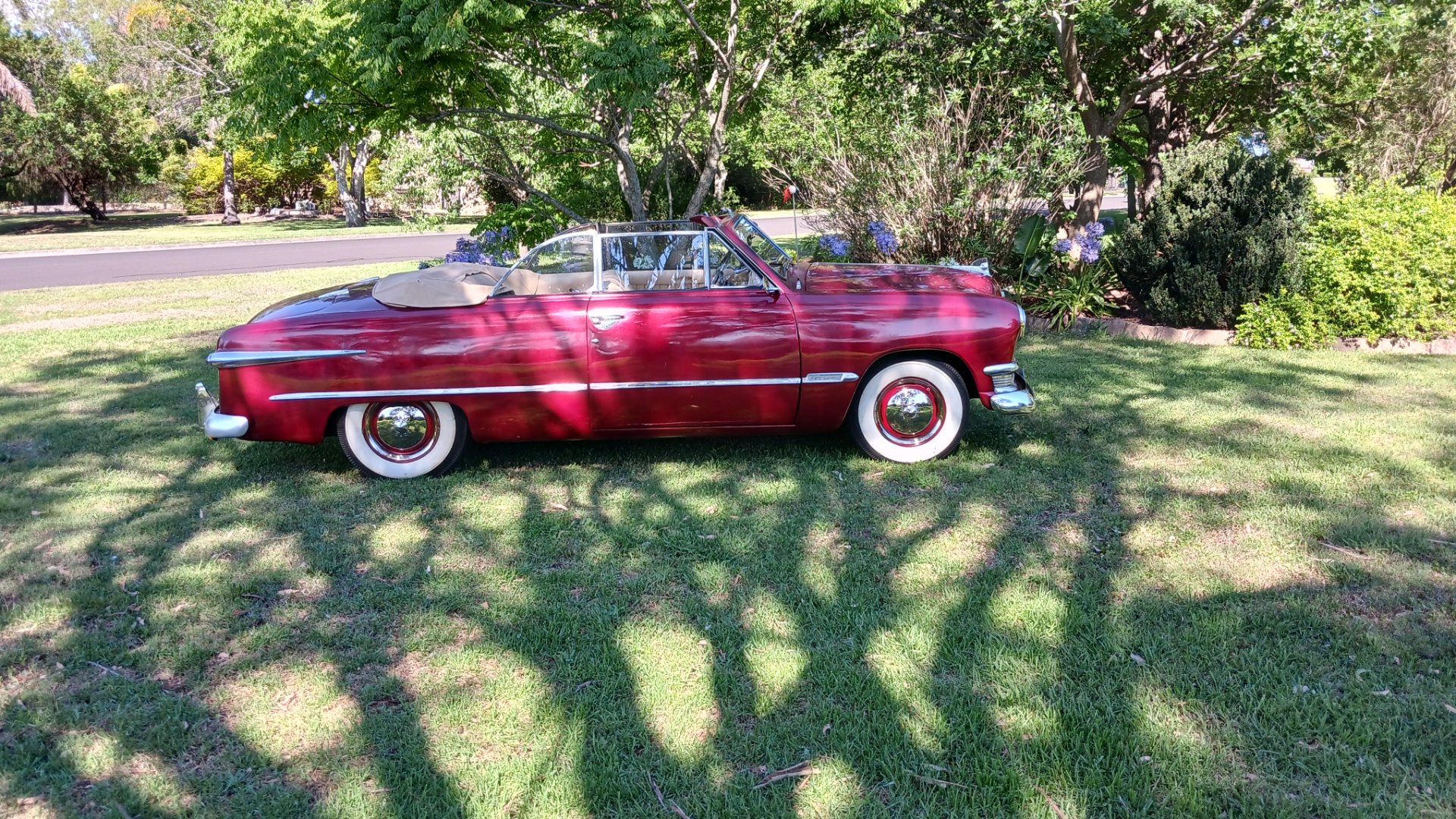 1950 FORD CUSTOM CONVERTIBLE