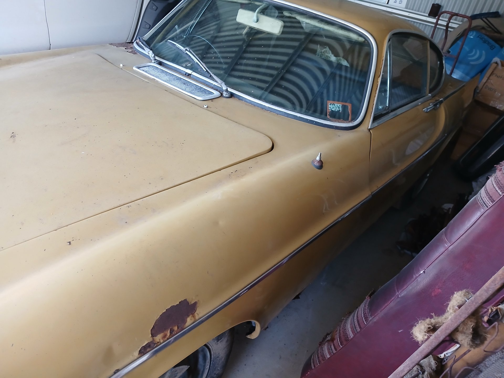 1970 VOLVO P 1800 E 4 SP MANUAL 2D COUPE 