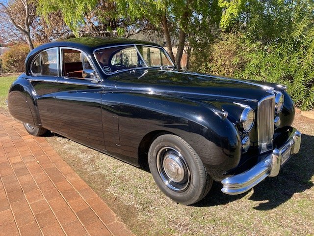 1954 JAGUAR MK VII MANUAL SEDAN