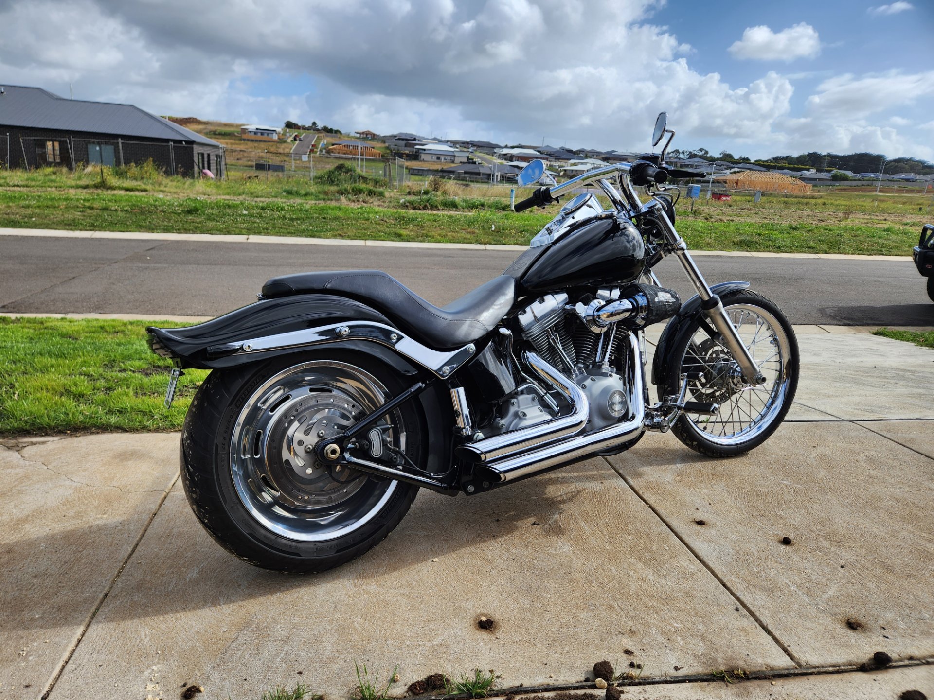 2011 HARLEY-DAVIDSON FXST SOFTAIL STANDARD CRUISER