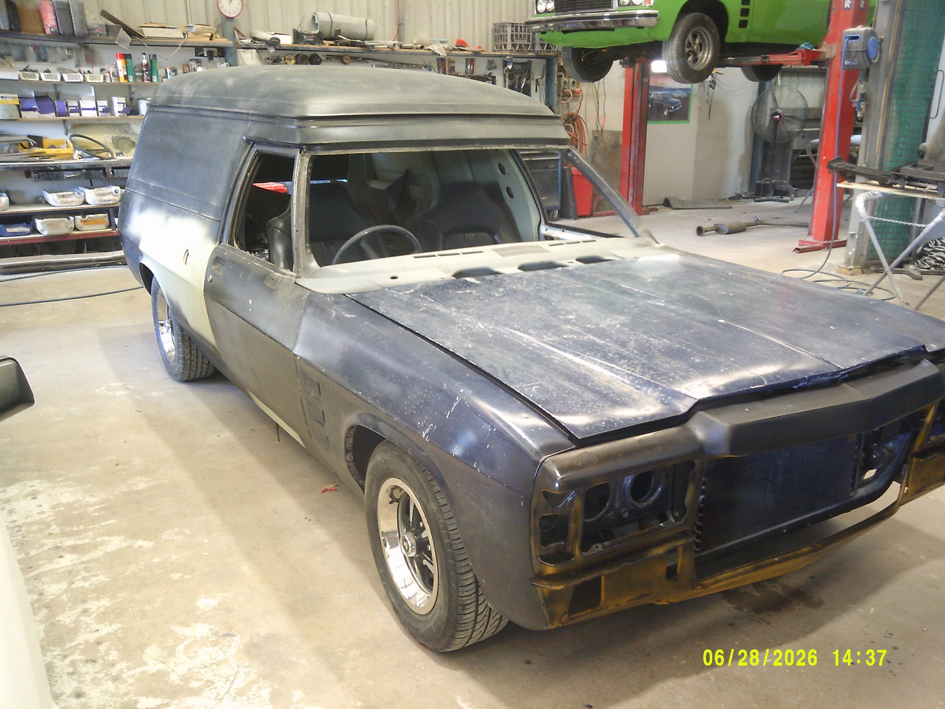 1978 HOLDEN SANDMAN HZ AUTOMATIC PANEL VAN