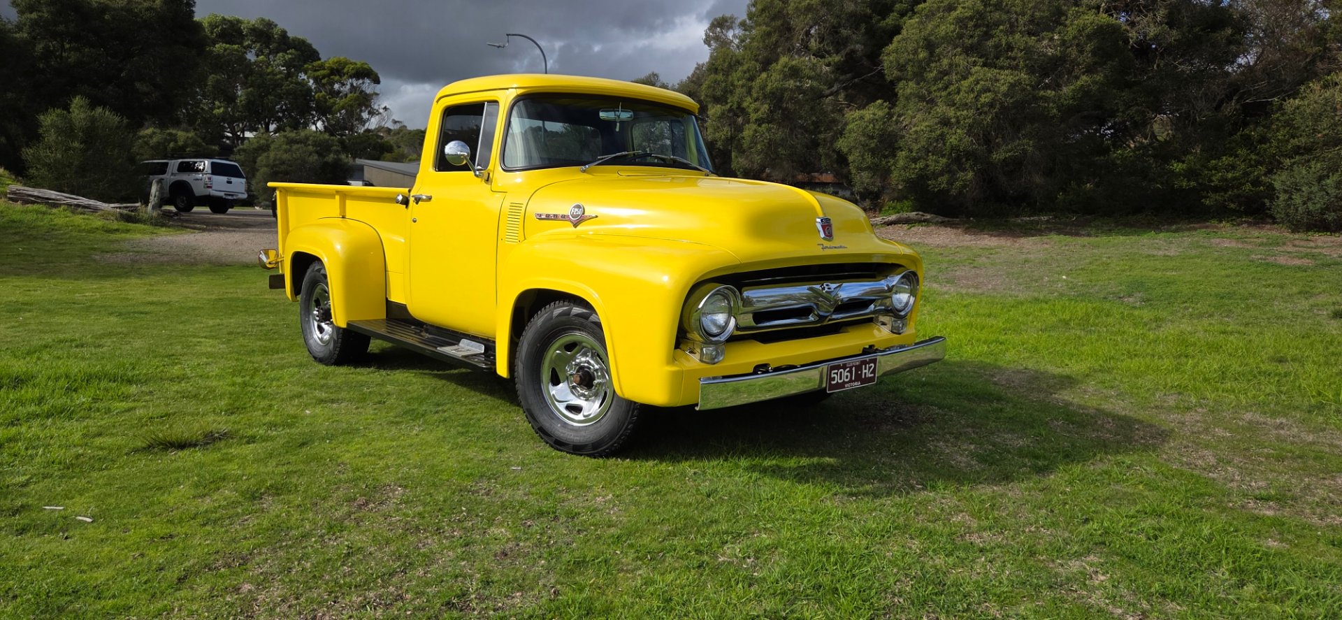 1956 FORD F-250 UTILITY