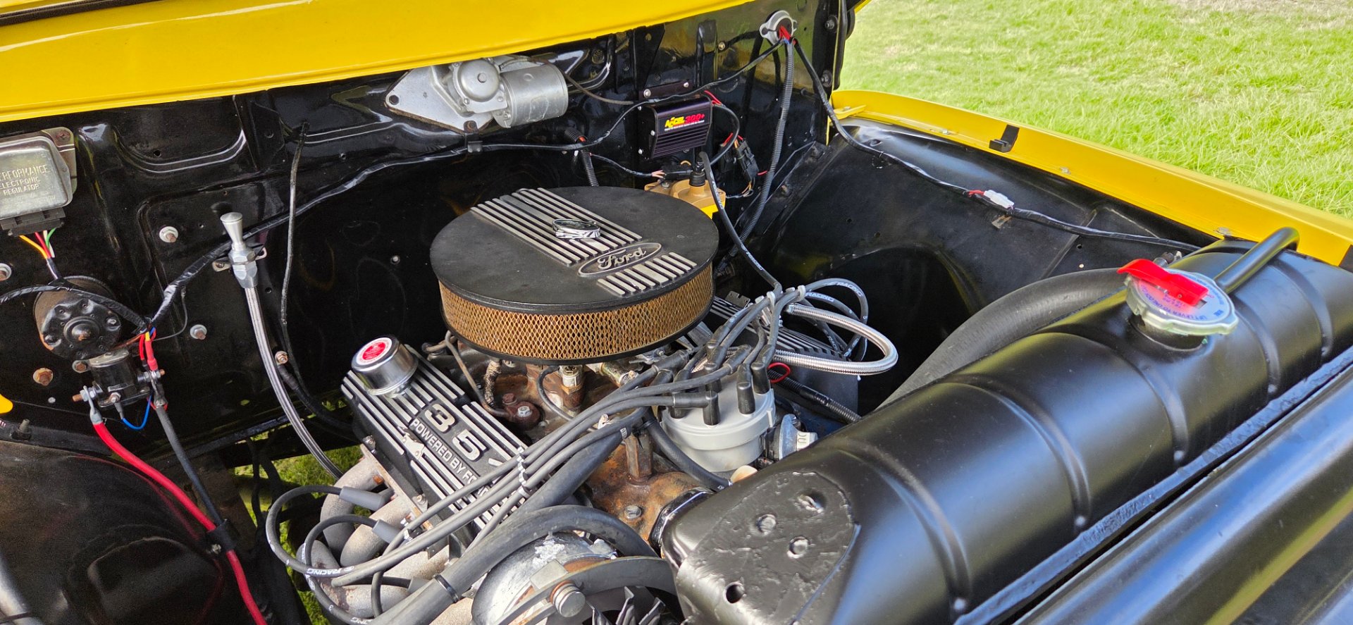 1956 FORD F-250 UTILITY