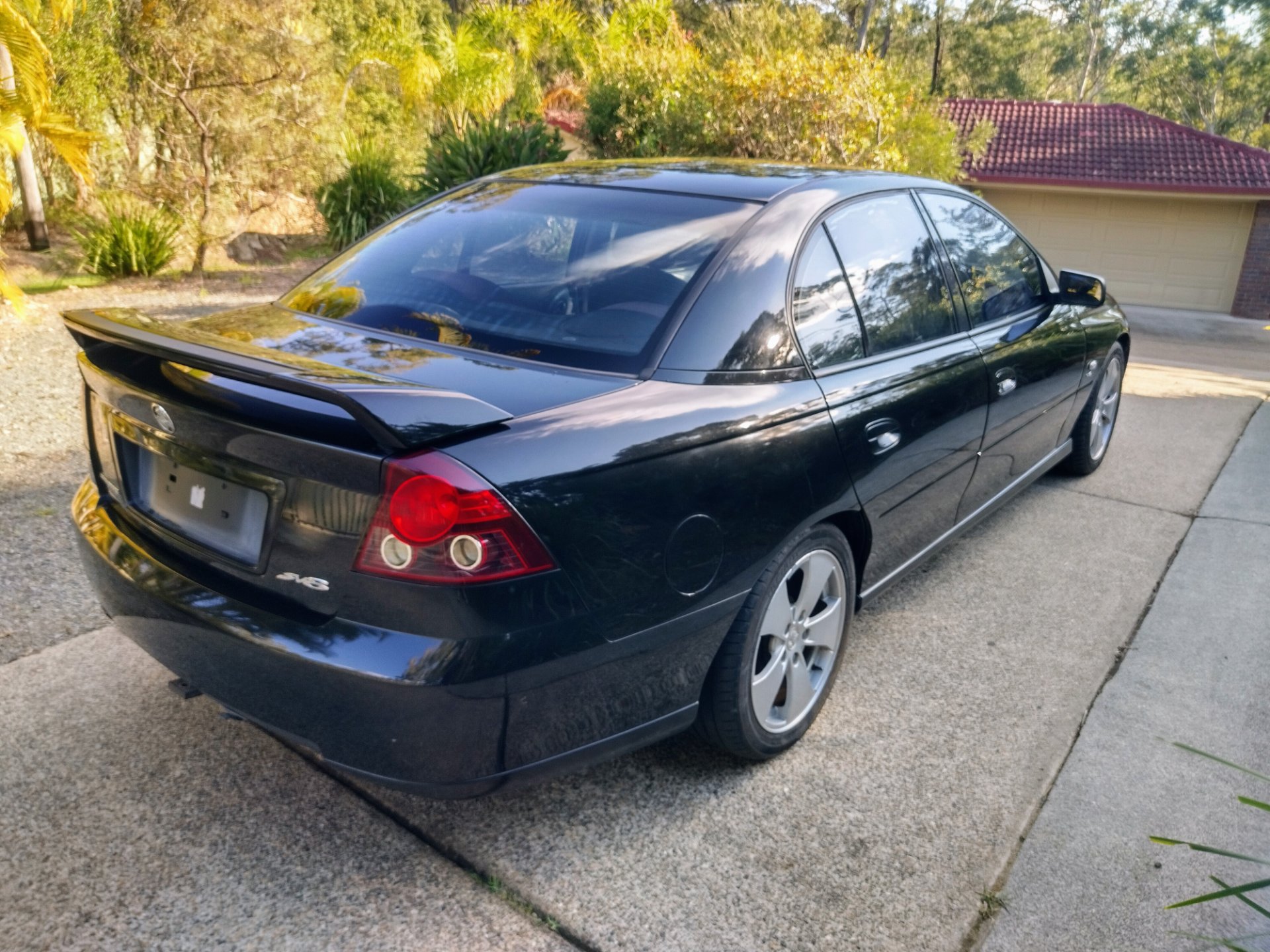 2004 HOLDEN COMMODORE VZ SV8 4 SP AUTOMATIC 4D SEDAN