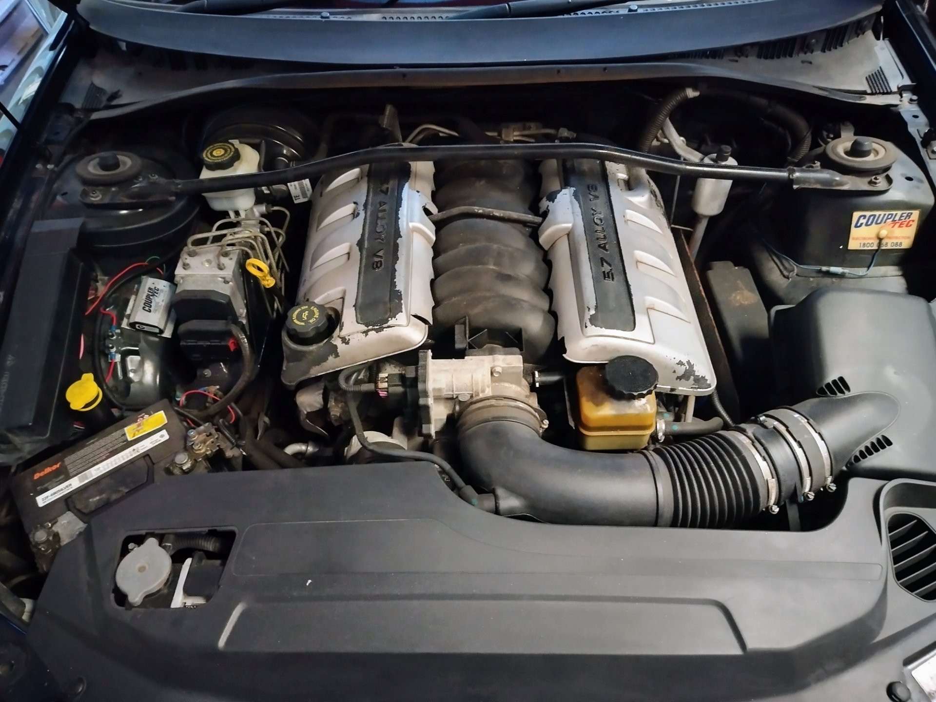 2004 HOLDEN COMMODORE VZ SV8 4 SP AUTOMATIC 4D SEDAN