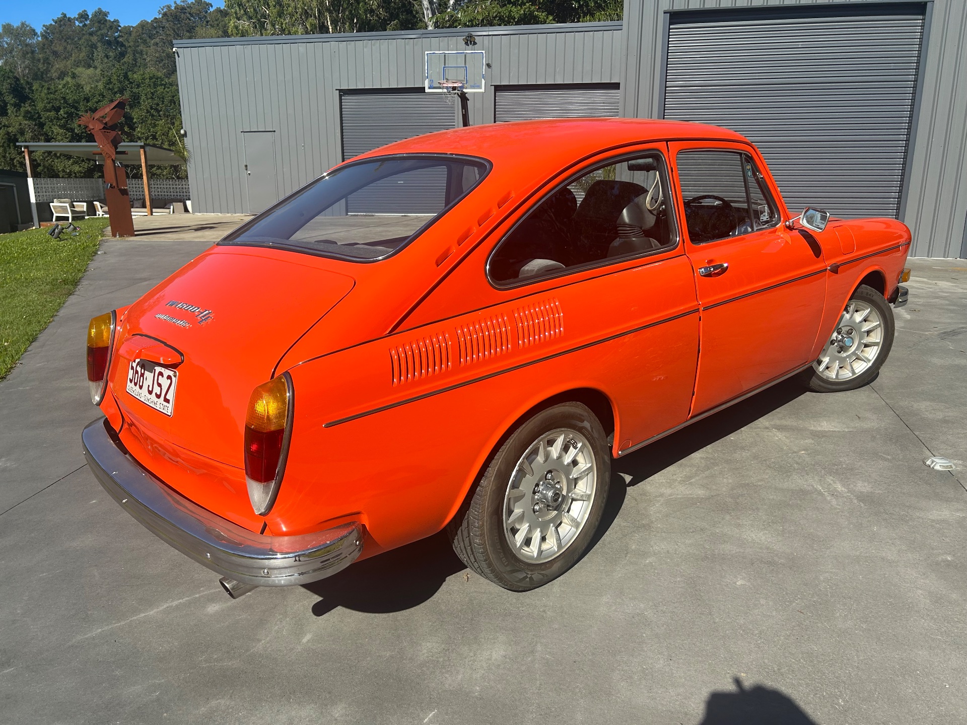 1970 VOLKSWAGEN 1600 TLE FASTBACK 3 SP AUTOMATIC 2D SEDAN