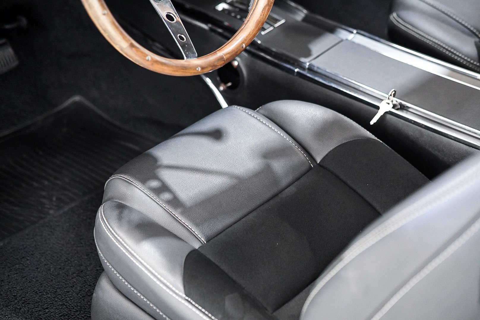 1969 DODGE CHARGER R/T AUTOMATIC 2D HARDTOP