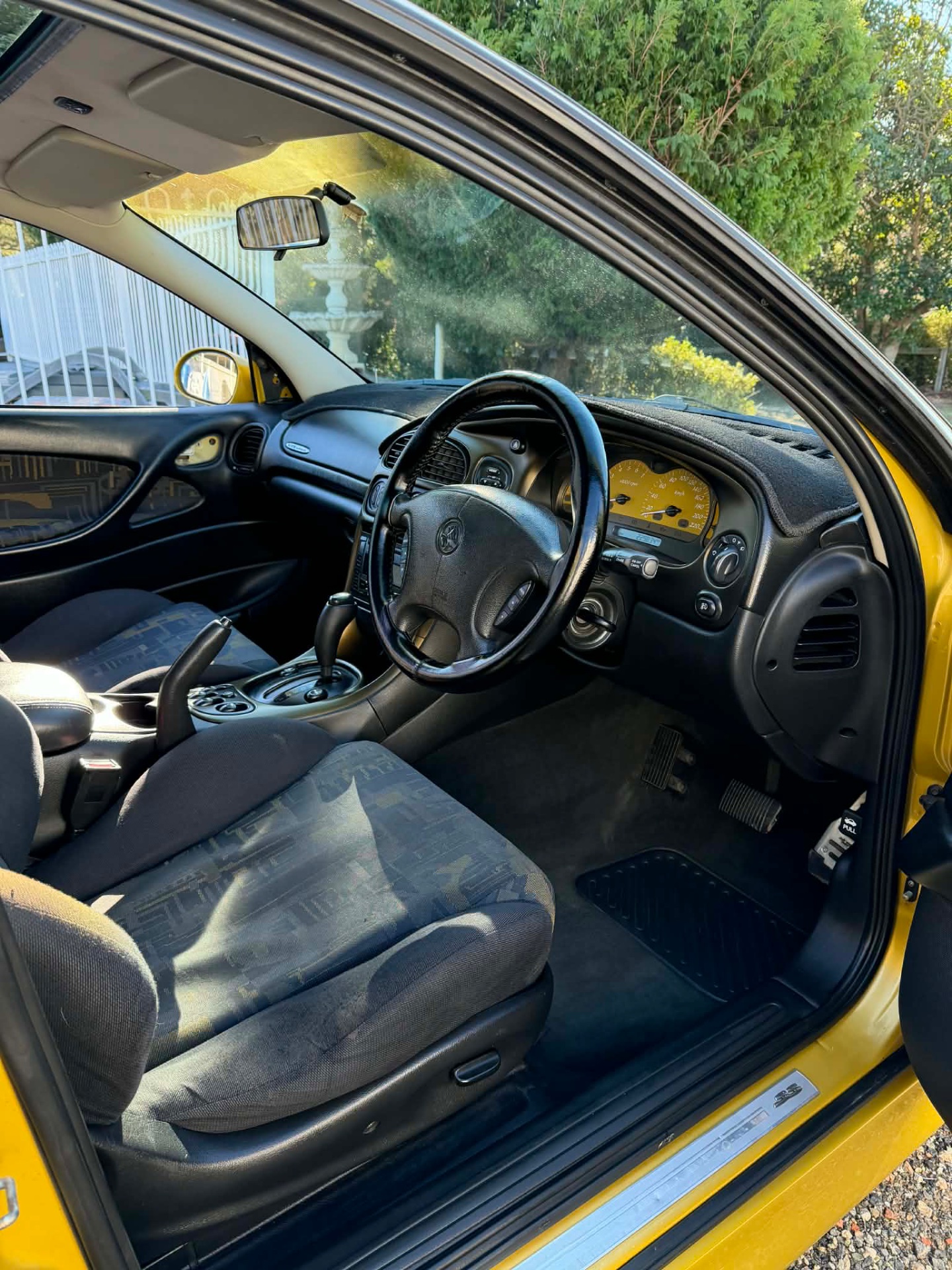 2002 HOLDEN COMMODORE VXII SS GENIII 4 SP AUTOMATIC 4D SEDAN