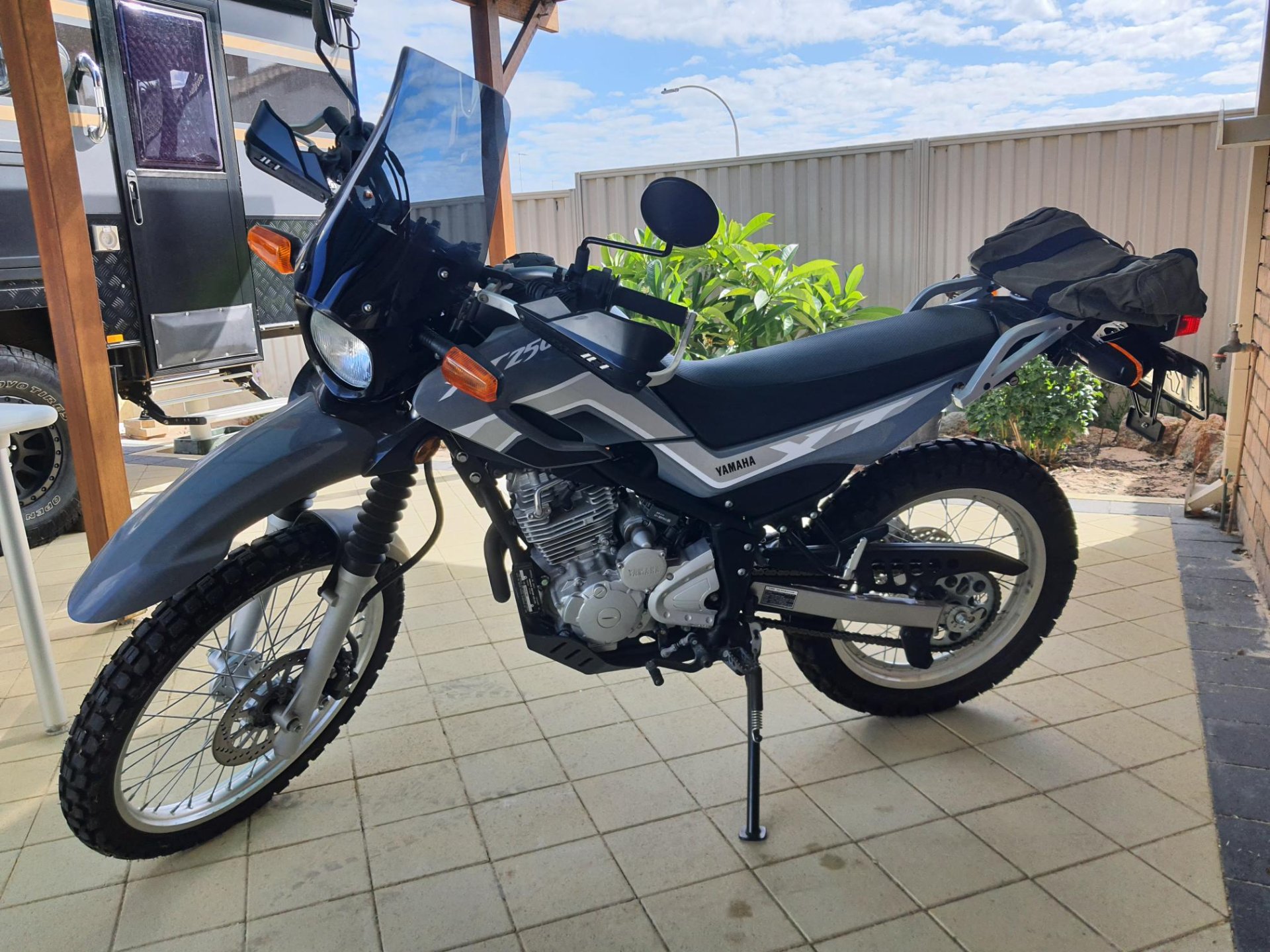 2021 YAMAHA XT250 TRAIL