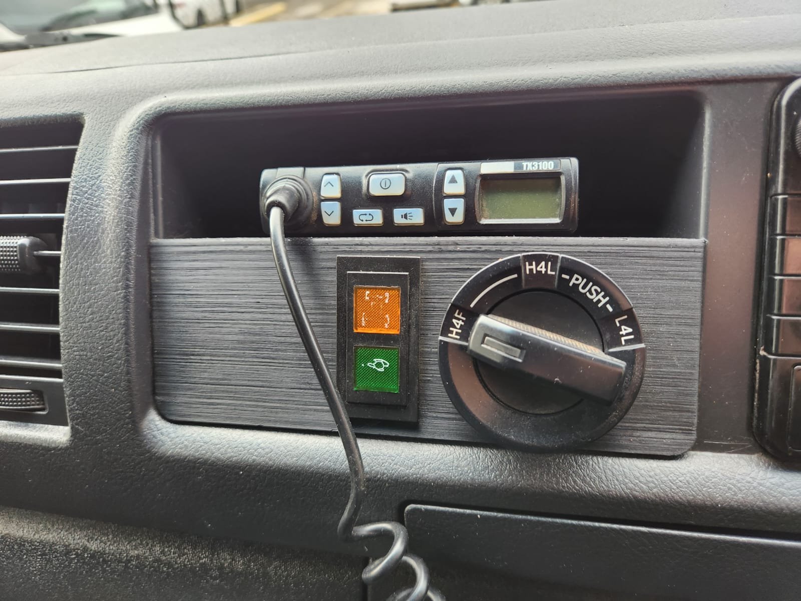 2018 TOYOTA HIACE KDH223R MY16 COMMUTER (12 SEATS) 4 SP AUTOMATIC BUS