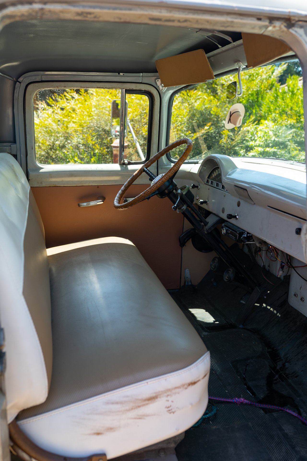 1956 FORD F100 STAKEBED STEPSIDE PICK UP