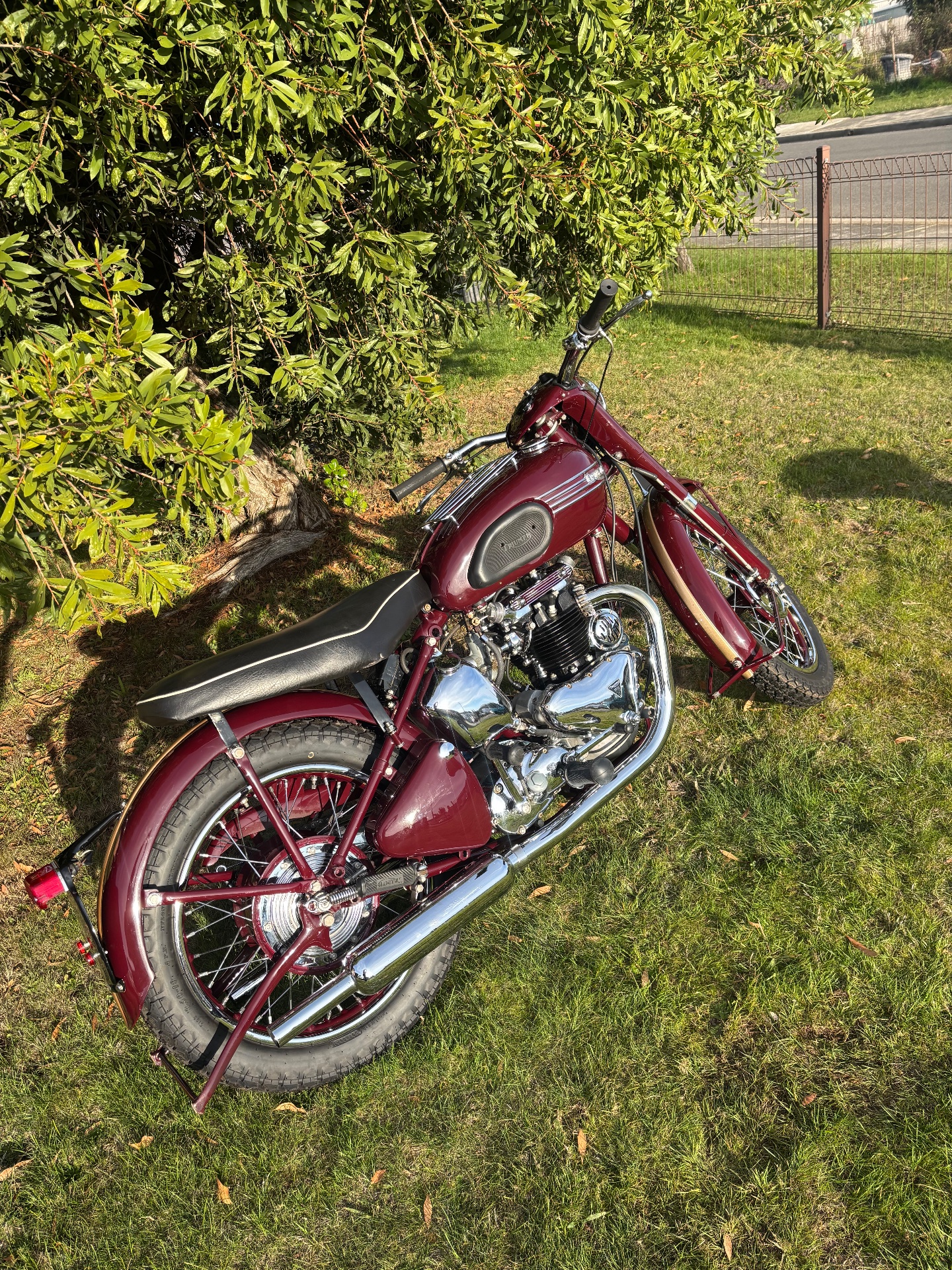 1952 TRIUMPH 5T 500CC TWIN ROAD 