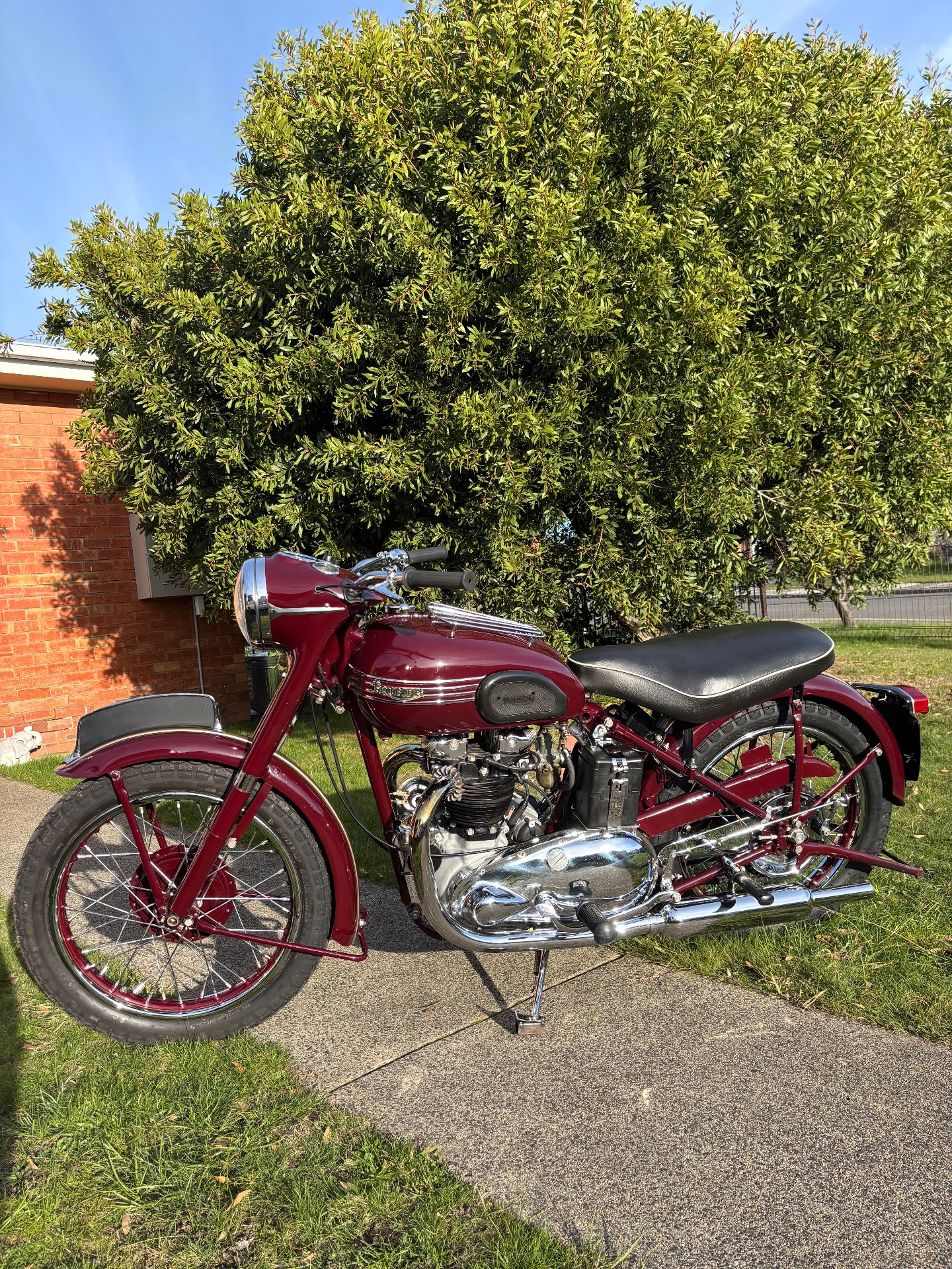 1952 TRIUMPH 5T 500CC TWIN ROAD 