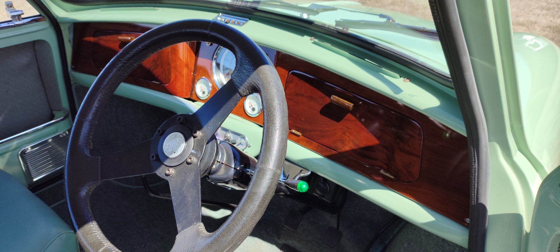 1963 MORRIS 850 4 SP MANUAL 2D SEDAN 