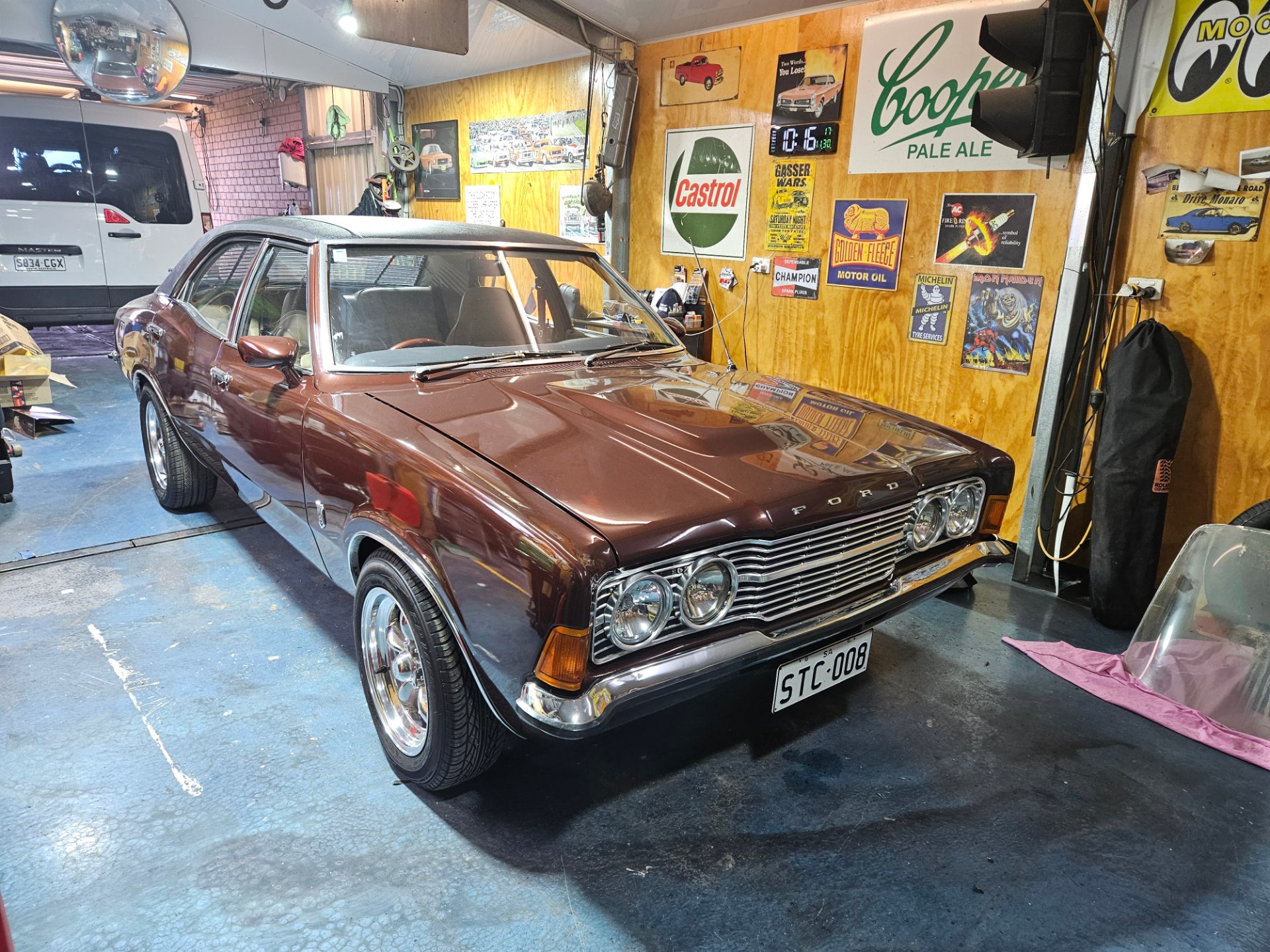 1974 FORD CORTINA TC L 3 SP AUTOMATIC 4D SEDAN