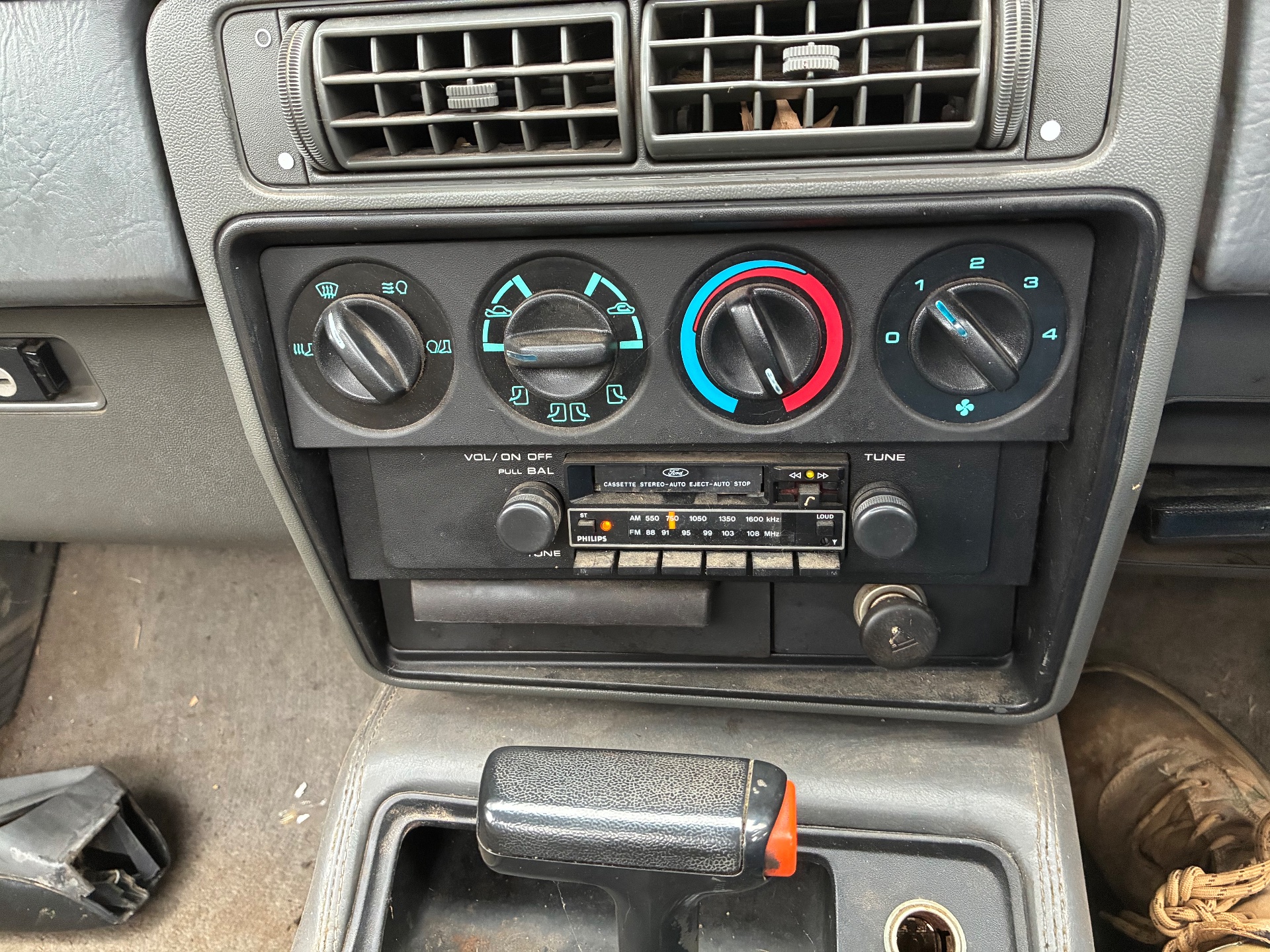 1992 FORD FALCON XF GL 3 SP AUTOMATIC UTILITY