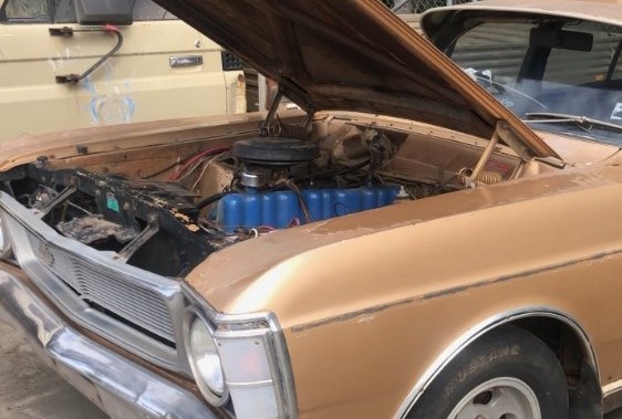 FORD 250 CI 2V ENGINE WITH GEARBOX