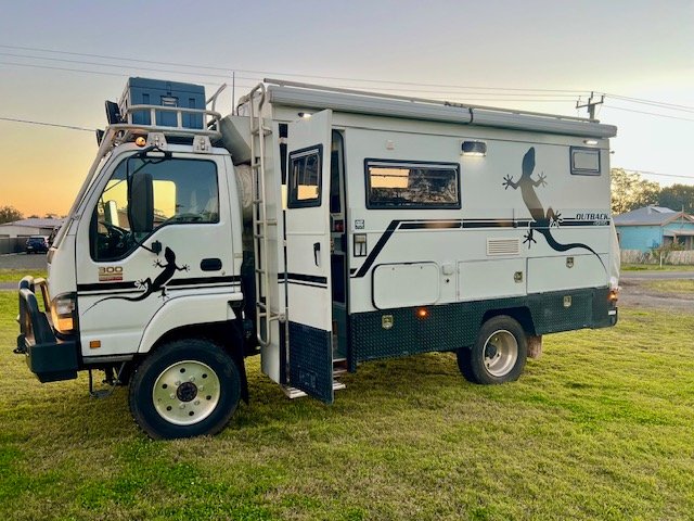 2007 ISUZU 300 SITEC 150 OUTBACK 4X4 CUSTOM