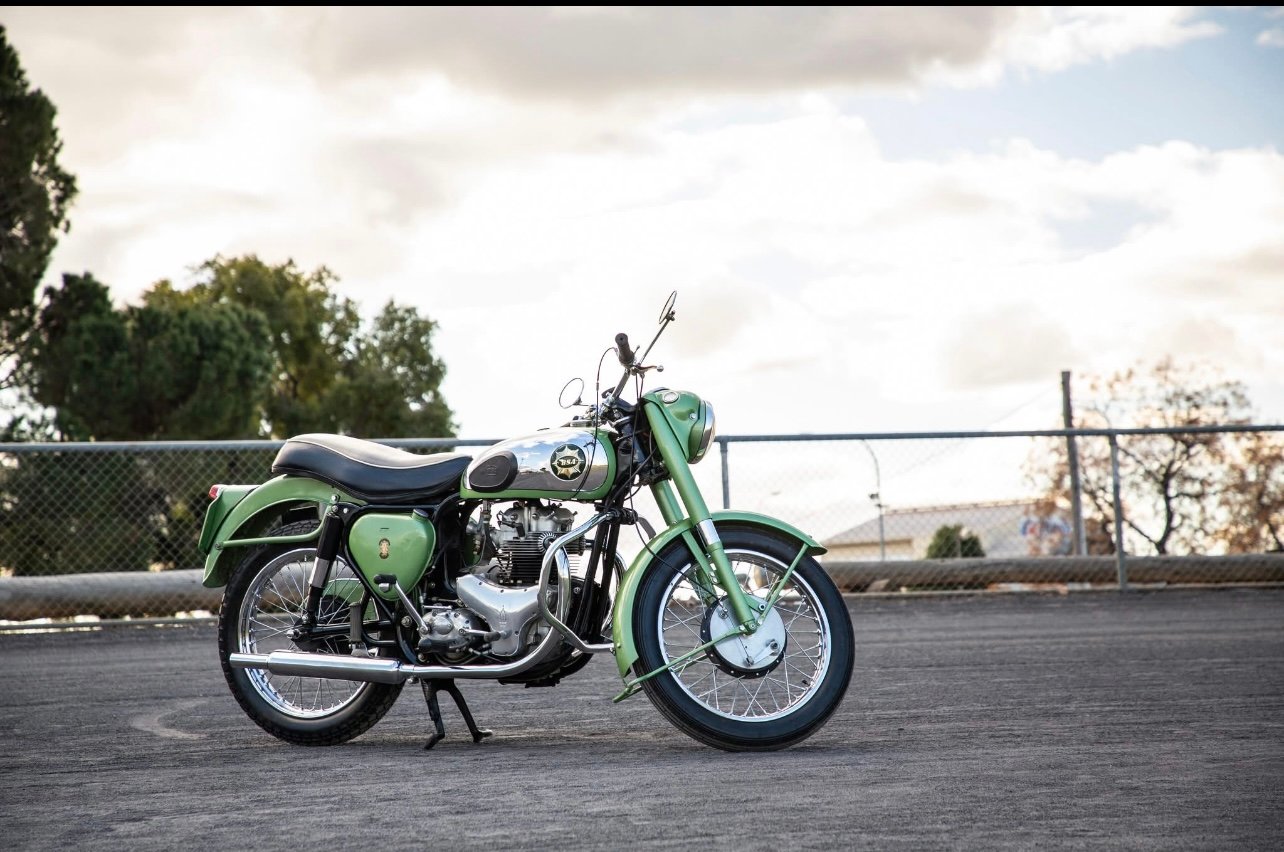 1954 BSA A7 SHOOTING STAR 500CC ROAD