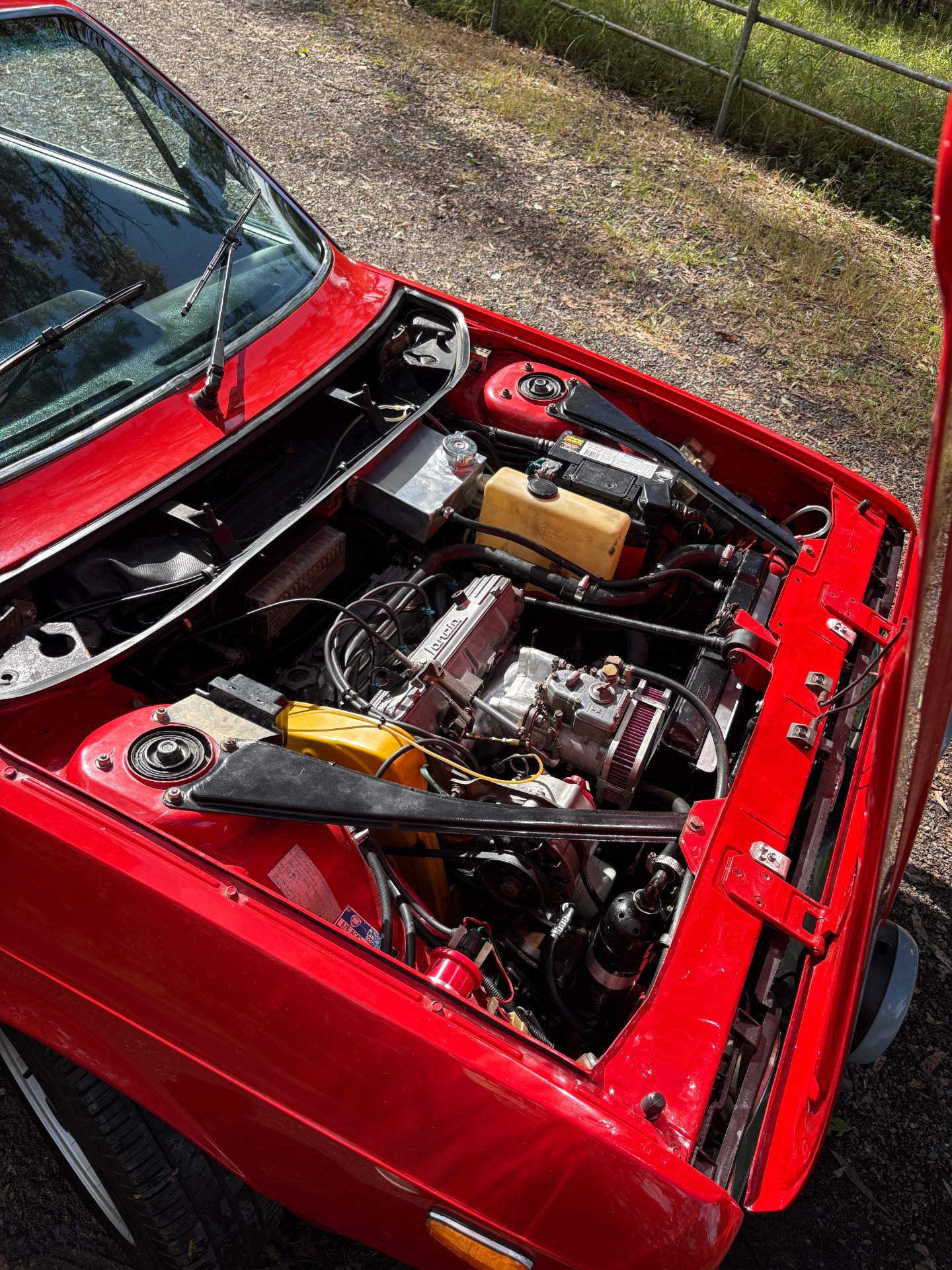 1980 LANCIA BETA 2000 5 SP MANUAL 2D COUPE