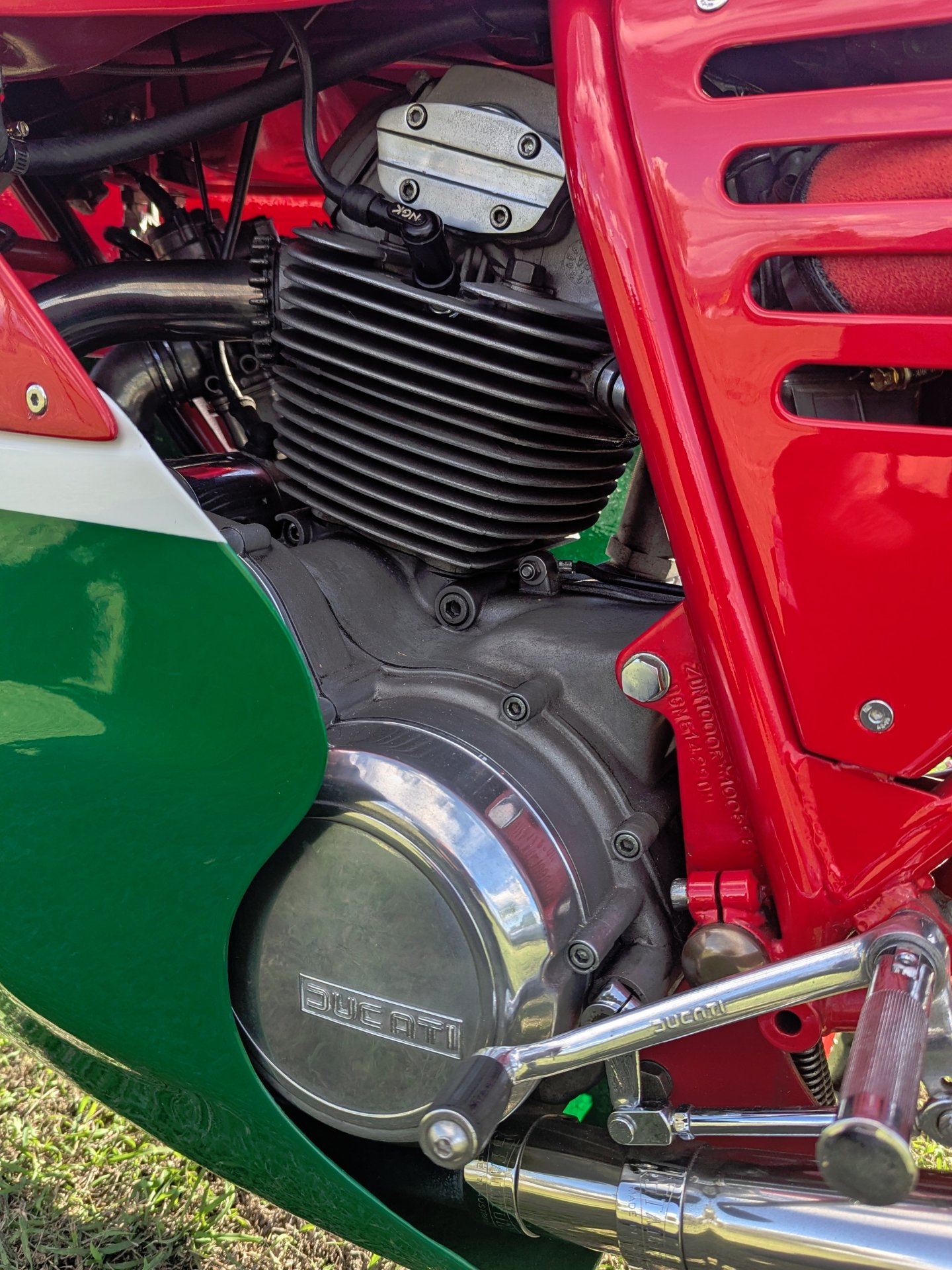 1985 DUCATI 1000R MIKE HAILWOOD REPLICA ROAD