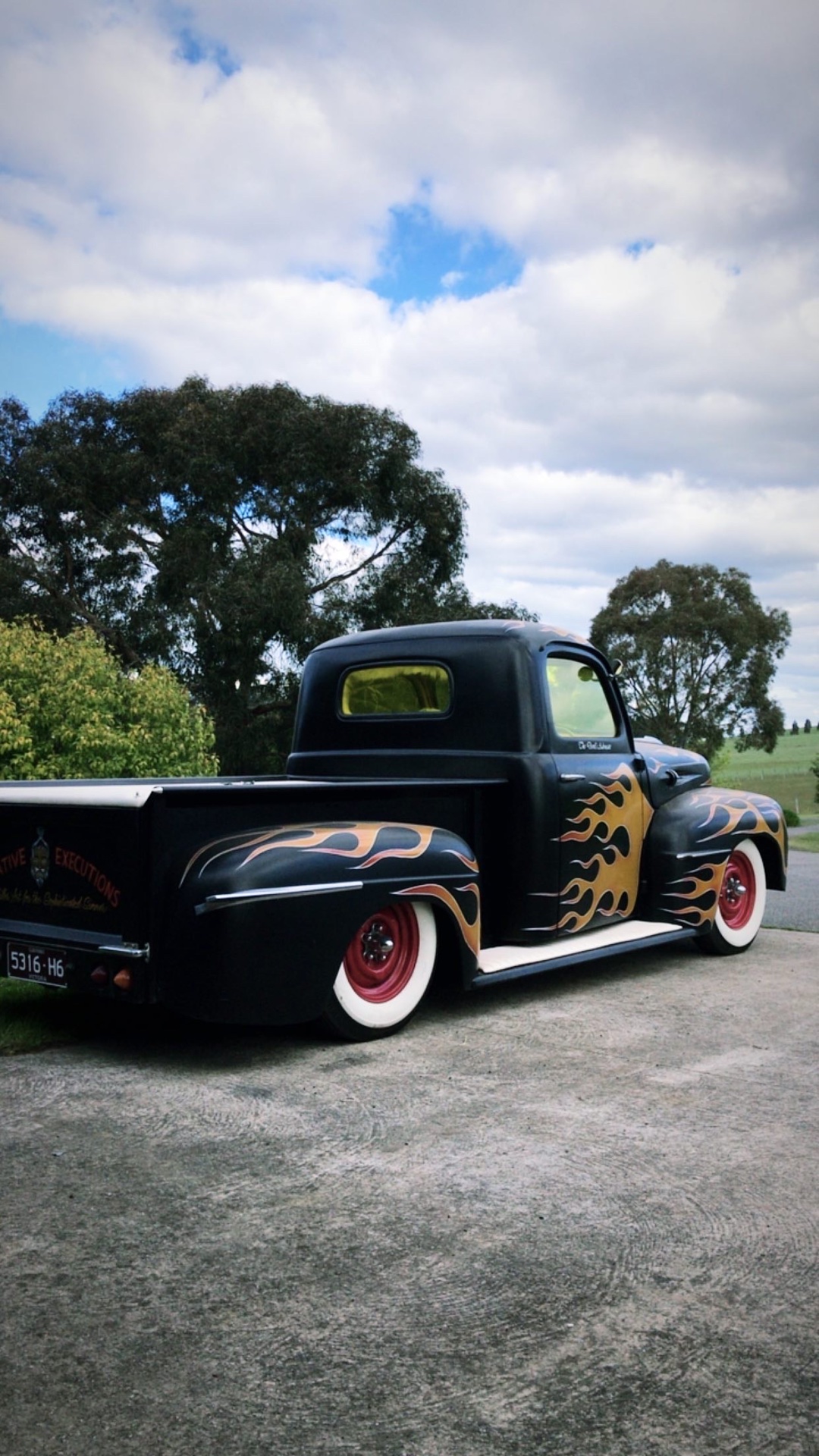 1948 FORD F-1 AUTOMATIC PICK UP