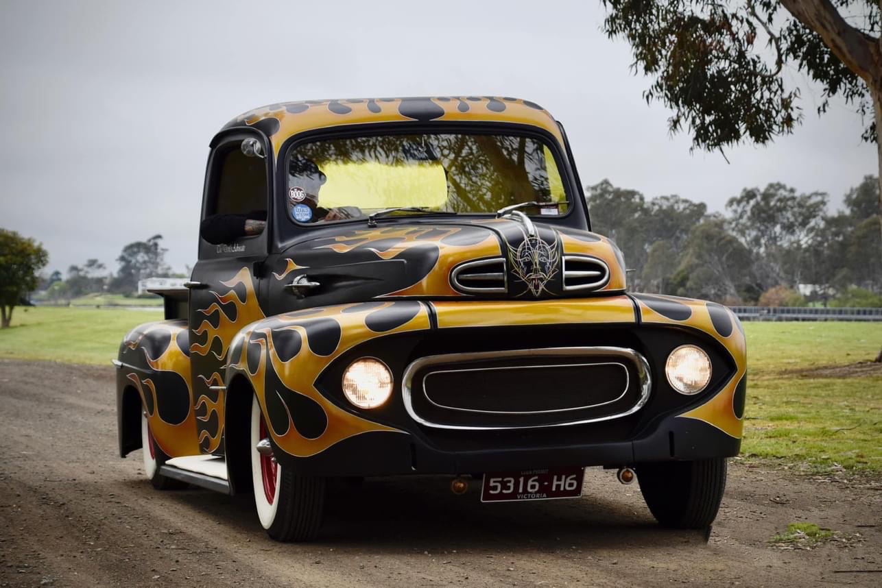 1948 FORD F-1 AUTOMATIC PICK UP