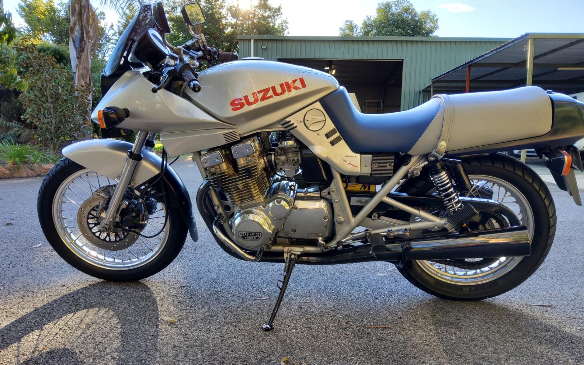 1981 SUZUKI GSX1000S (KATANA) ROAD
