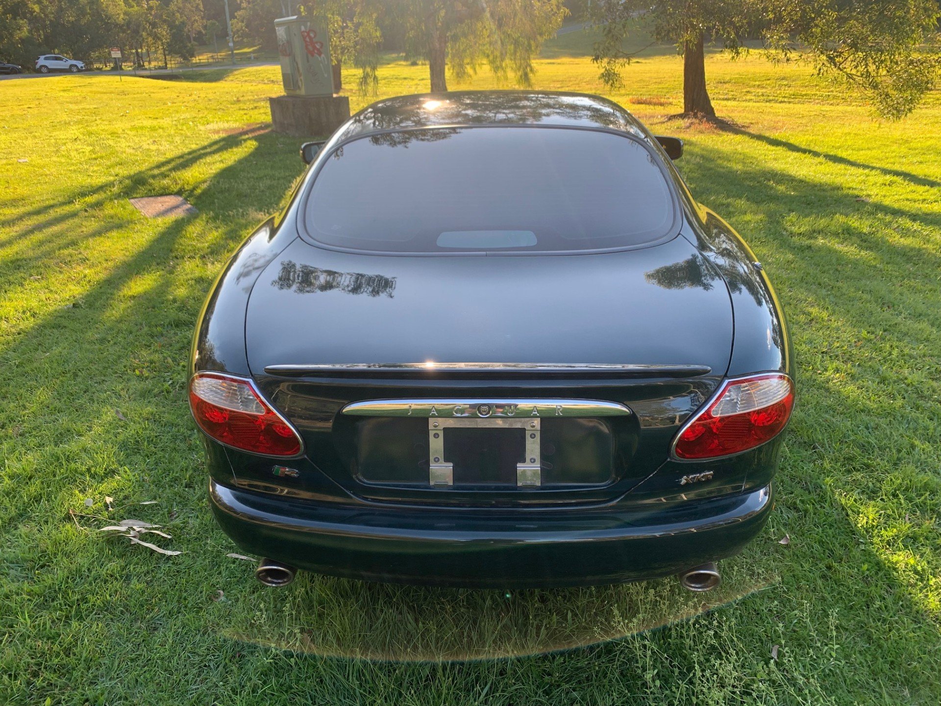 2001 JAGUAR XKR 5 SP AUTOMATIC 2D COUPE