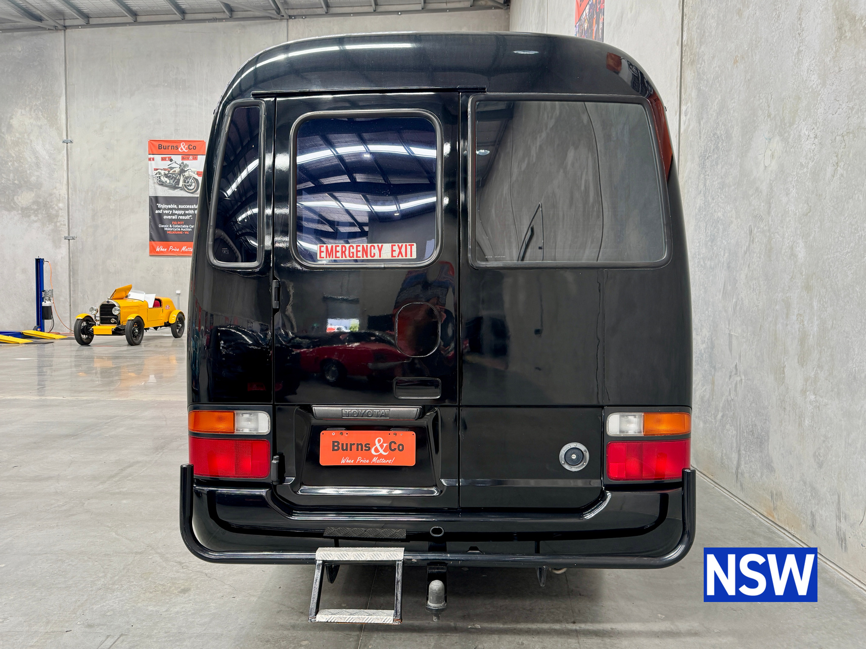 1993 TOYOTA COASTER 15 SEATER 6 CYL DIESEL MANUAL BUS