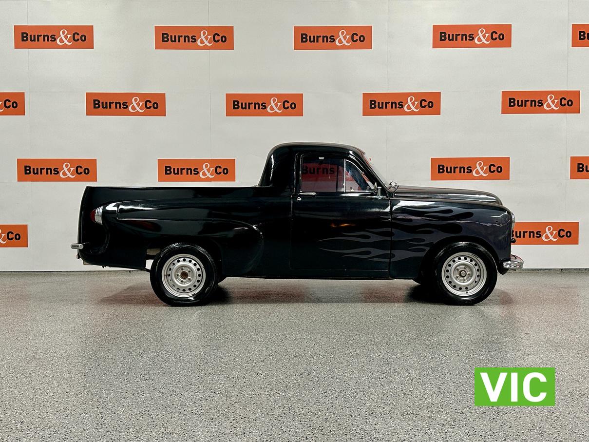 1952 VAUXHALL VELOX ENGINEERED 3.8L V6 MANUAL UTILITY