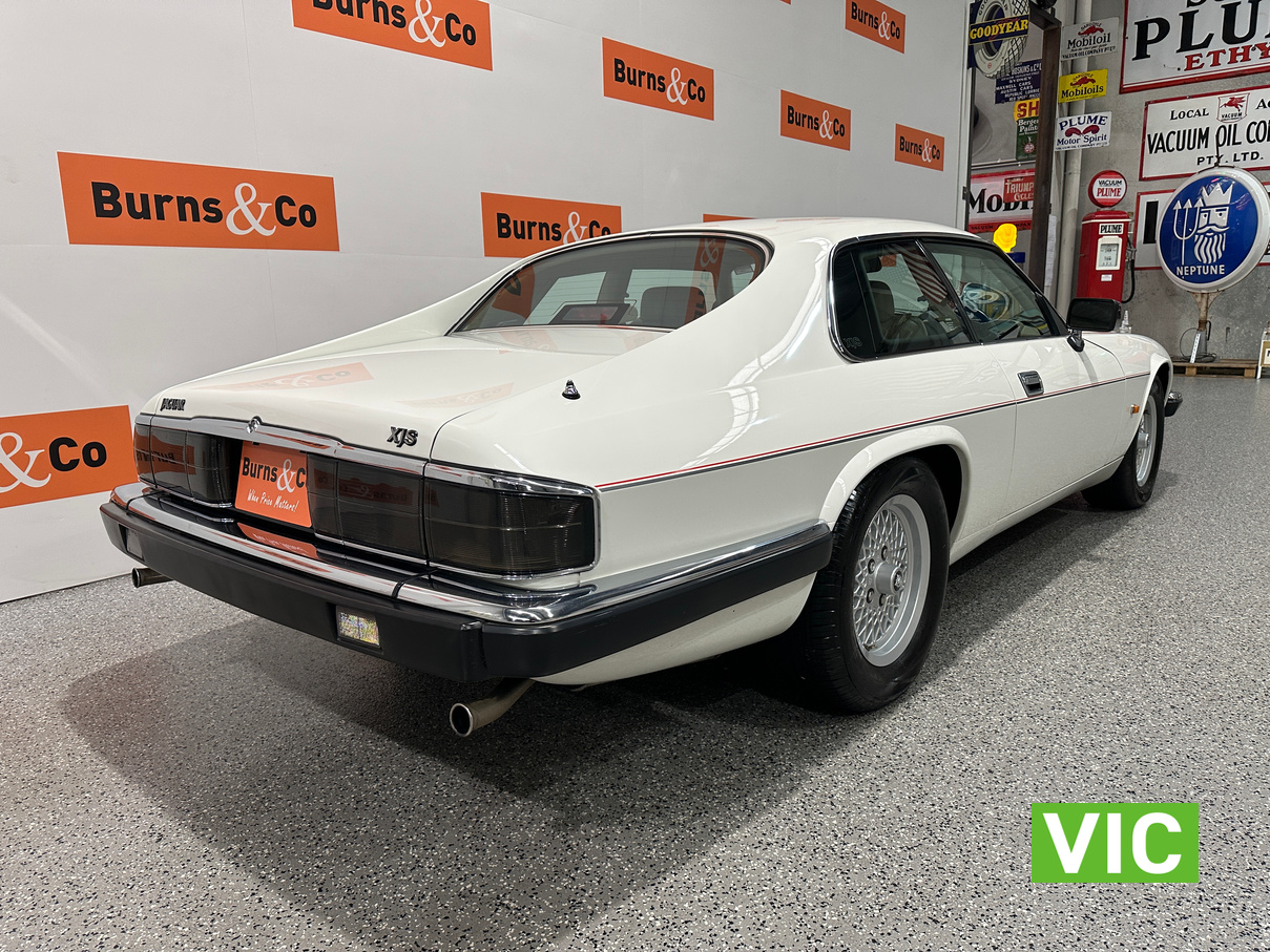 1993 JAGUAR XJS SERIES II 6 CYL AUTO COUPE