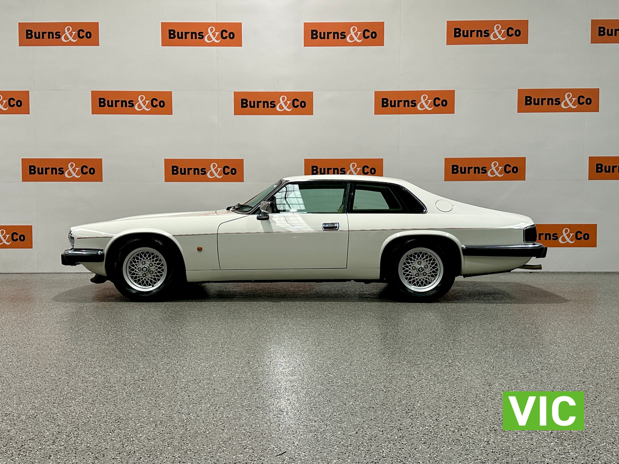 1993 JAGUAR XJS SERIES II 6 CYL AUTO COUPE