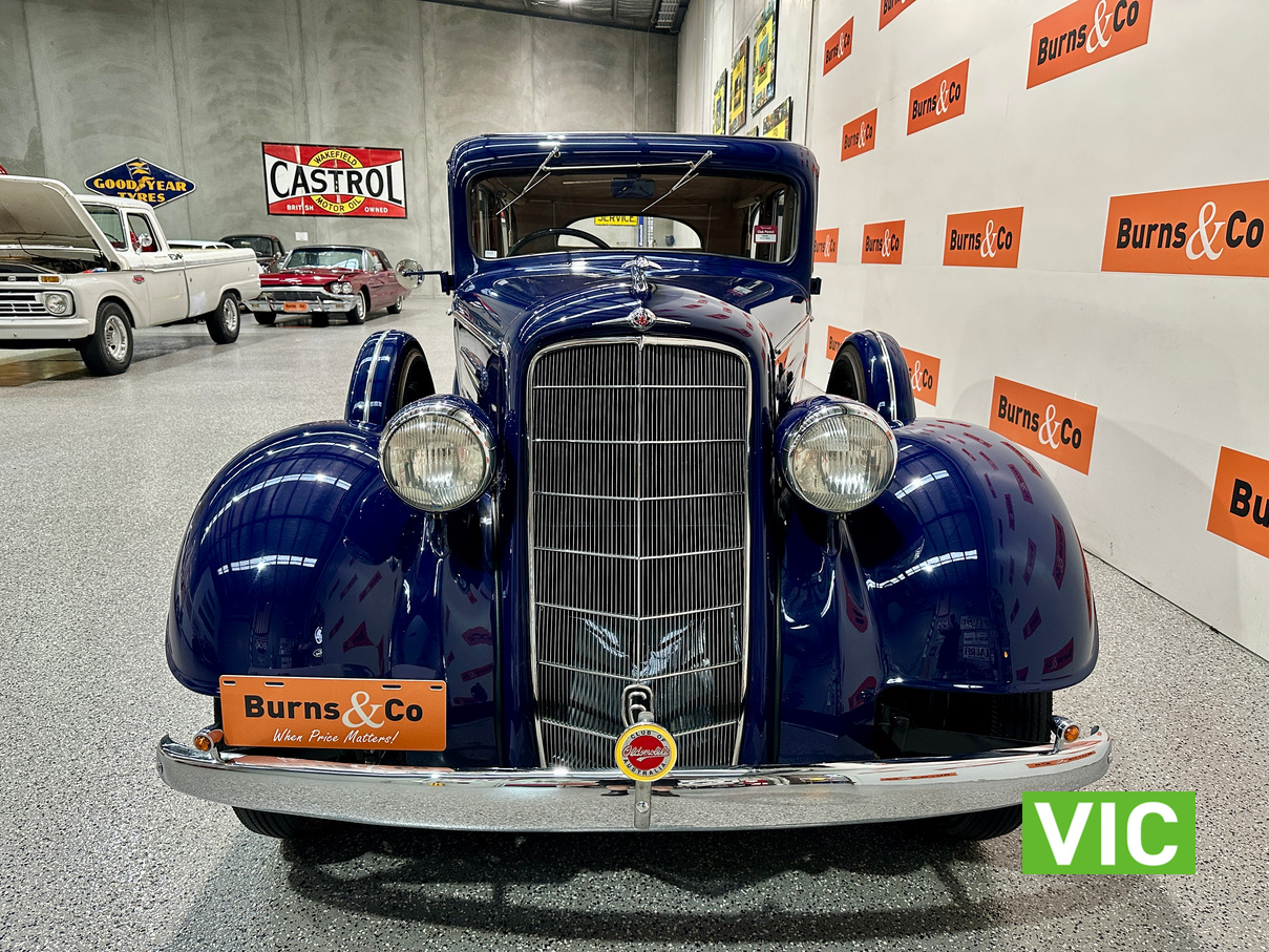 1934 OLDSMOBILE F34 6 CYL MANUAL SALOON